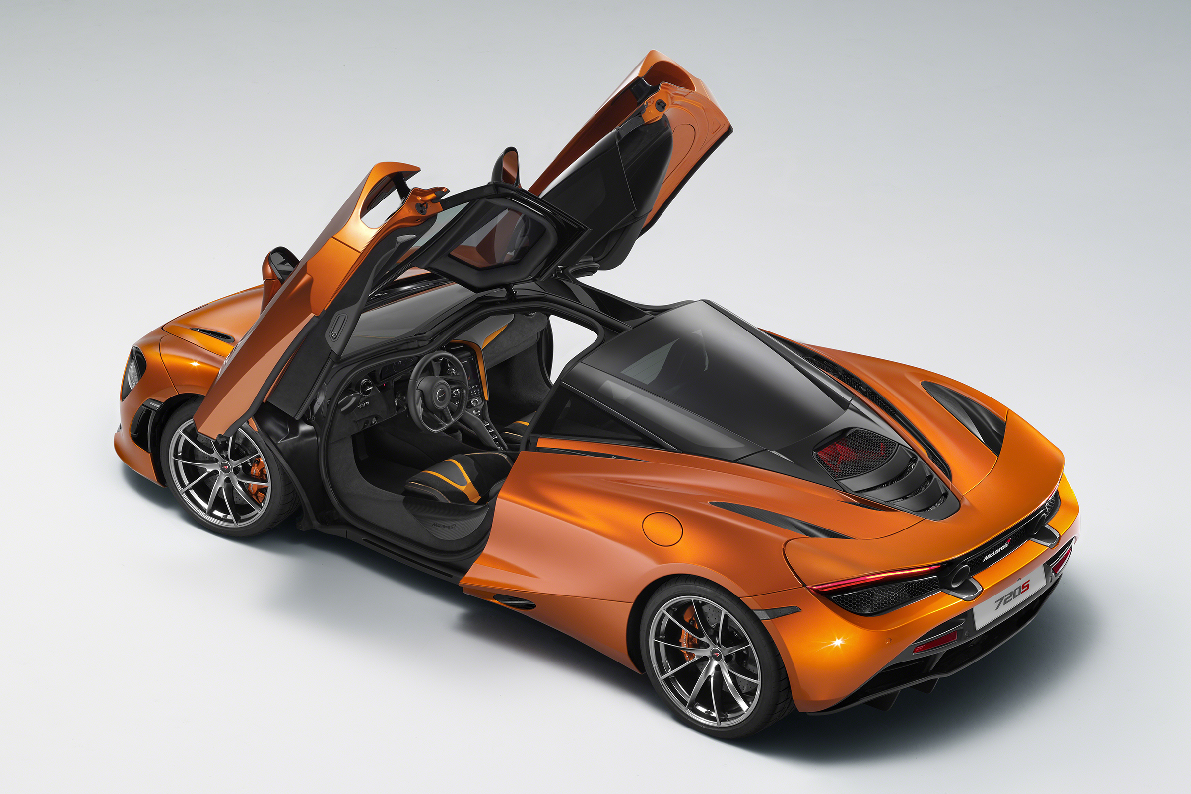 It can brake from 124mph to a standstill in just 4.6 seconds...