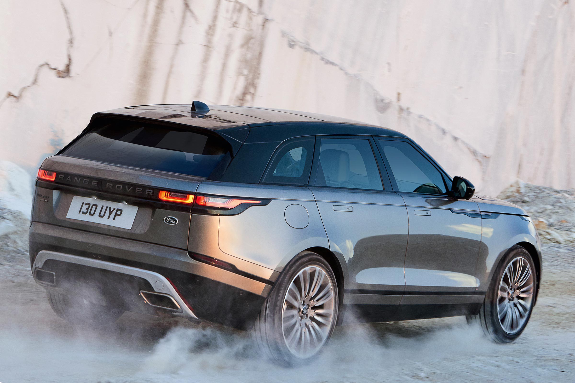 The Velar is priced between roughly £45,000 and £85,000, so there are very few SUVs with which it doesn’t compete 