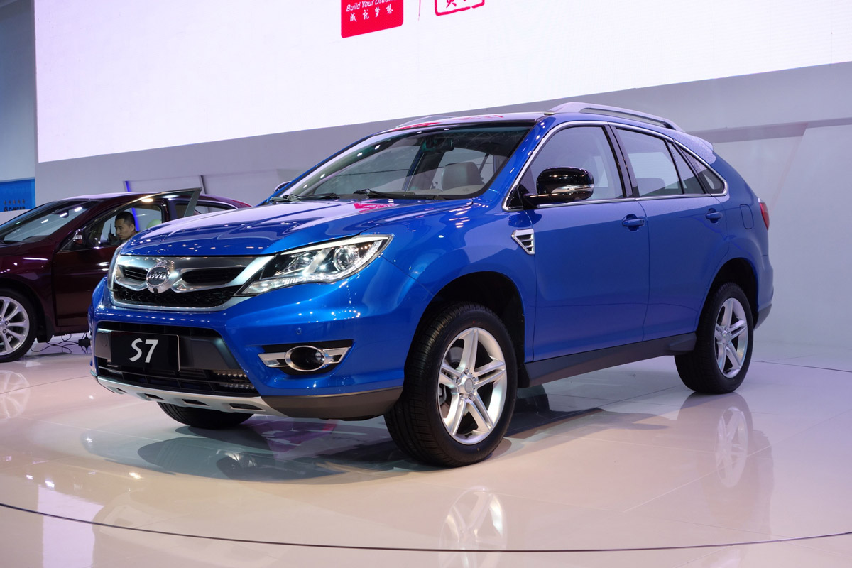 ...which gives the near-identical Chinese BYD S7 rather a head start