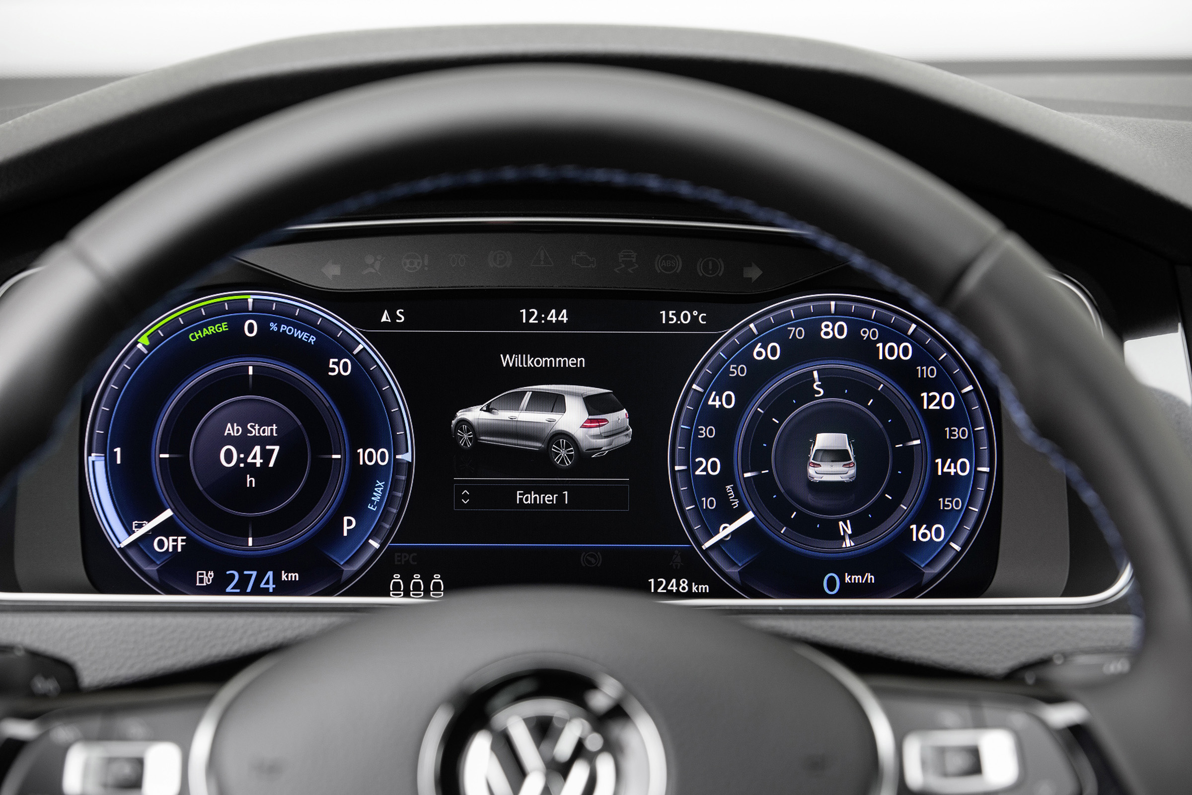 As a range-topping model, the e-Golf gets a driver-configurable Active Information Dispay