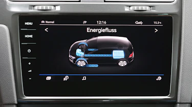 ...as well as the sat nav and auto features you'd expect
