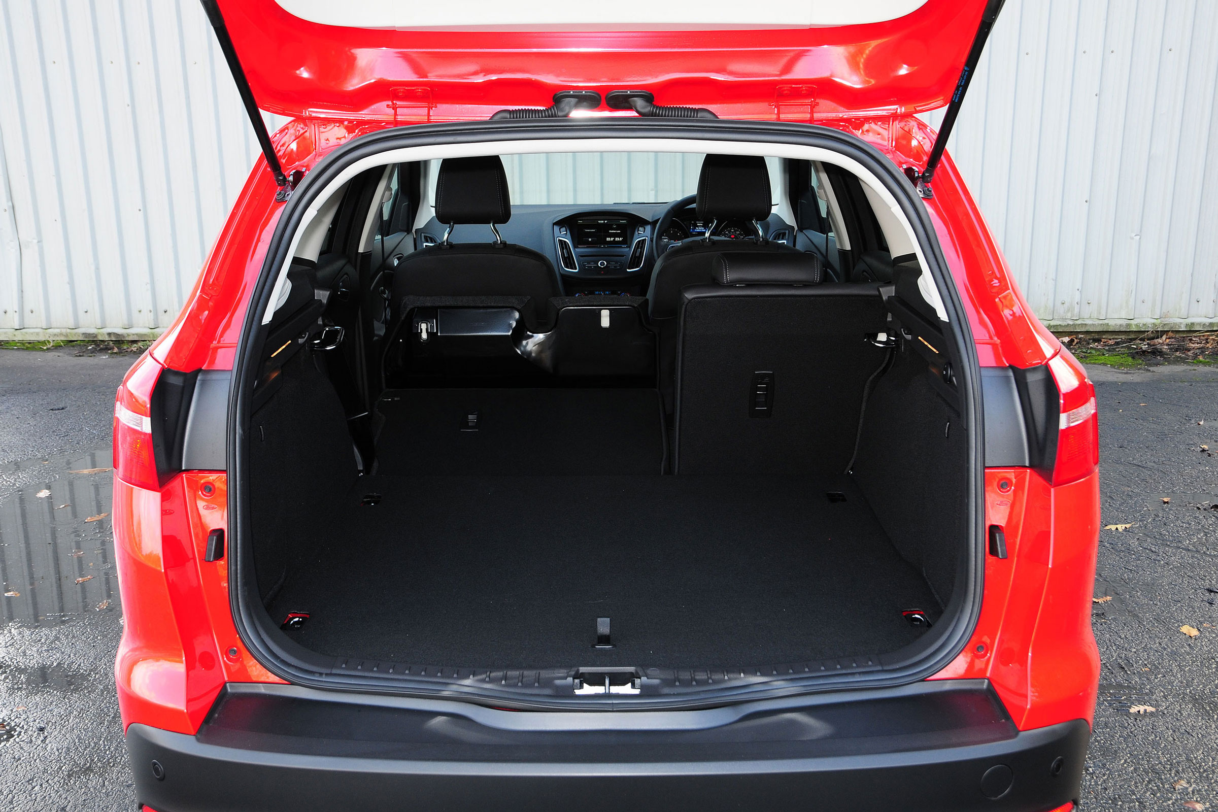 With 476-litres of space behind the rear seats, the Focus Estate isn't class-leading, but still has lots of space