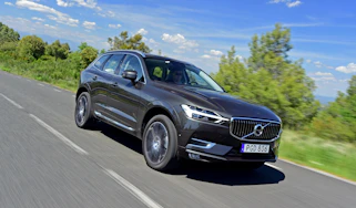 The XC60 is available with standard suspension, sports suspension (as fitted to the R-Design trim) or optional air suspension