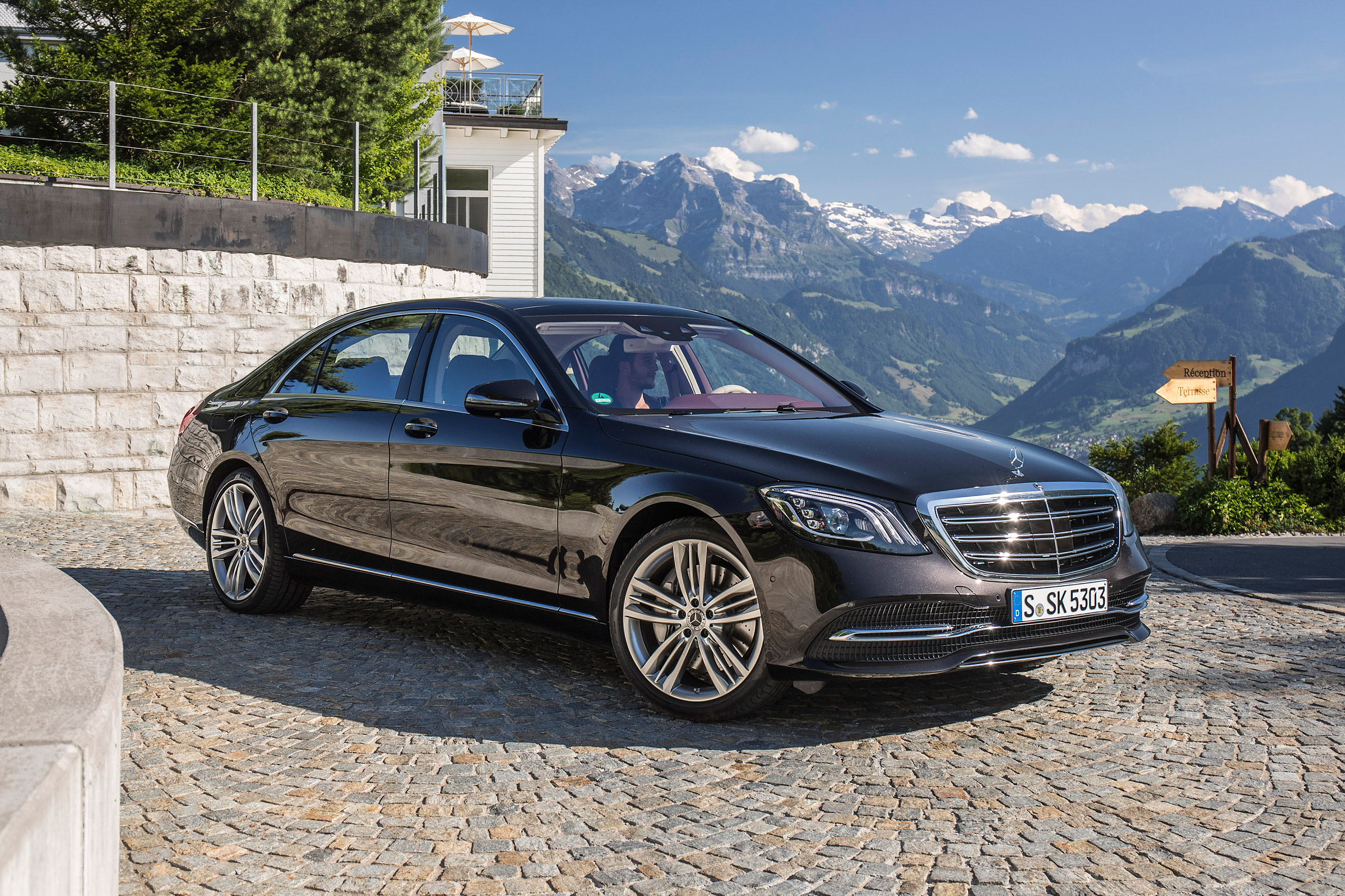The facelifted S-Class has a more prominent grille, new engines and more autonomous technology