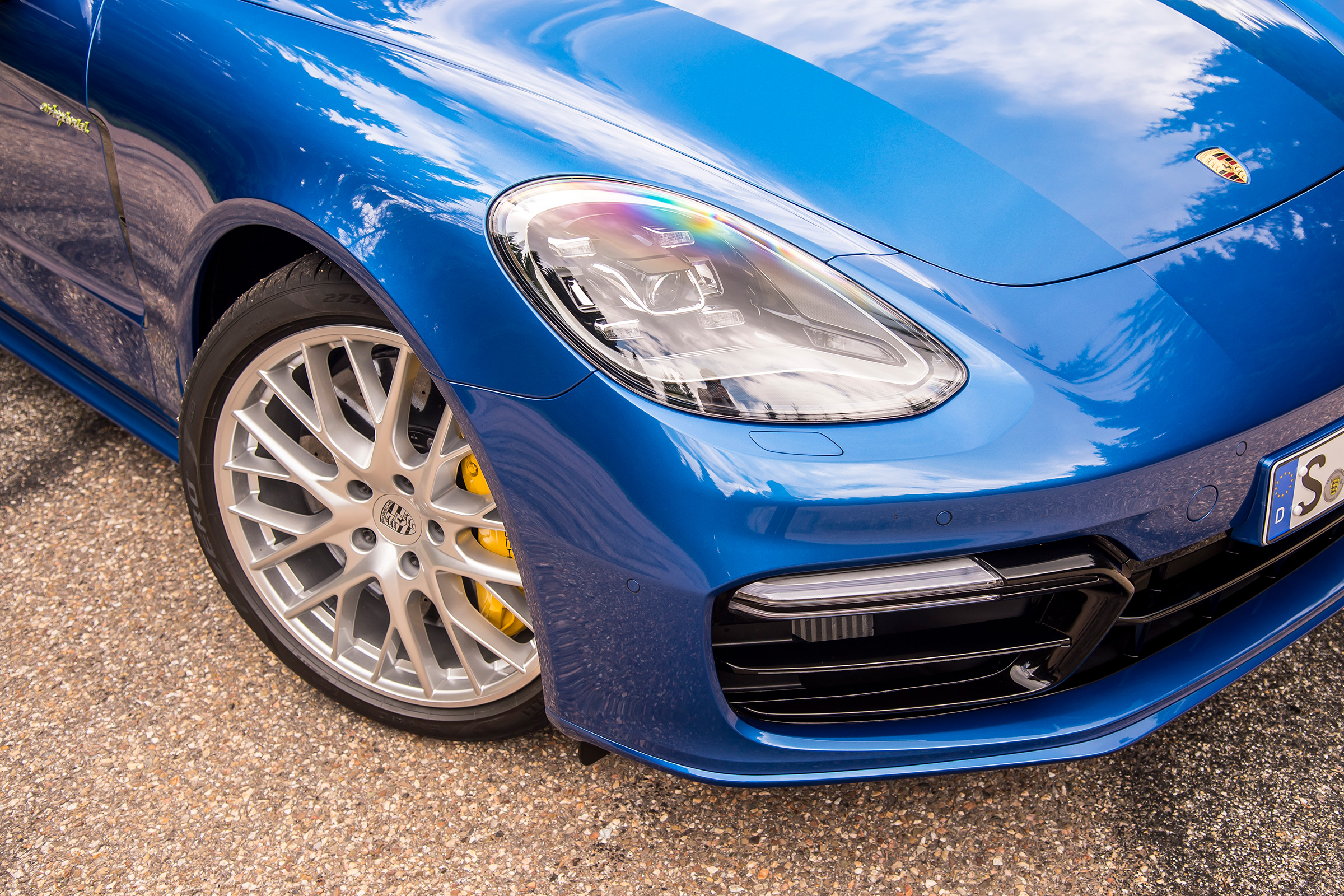 The Turbo S E-Hybrid is even faster, with a total of 671bhp launching it from 0-62mph in 3.5 seconds