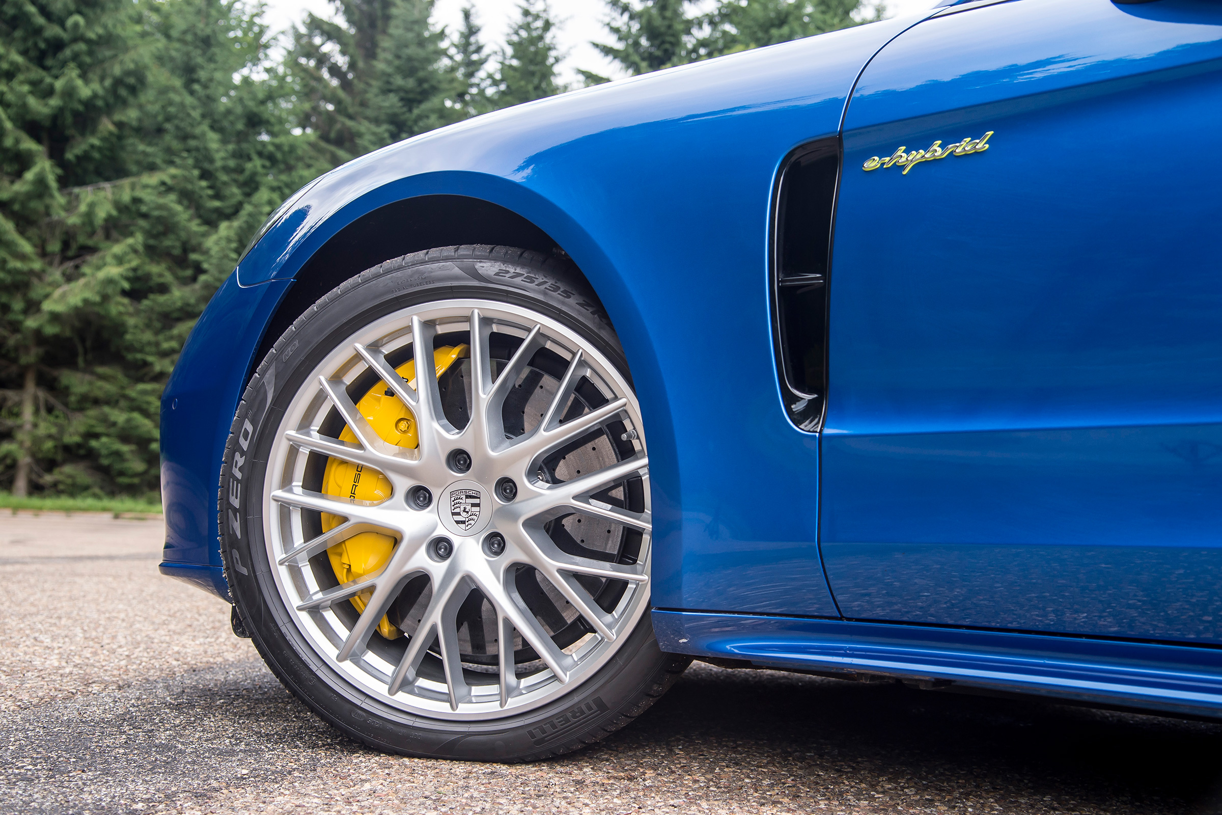 For the ultimate stopping power, carbon ceramic brakes are available as a pricey optional extra