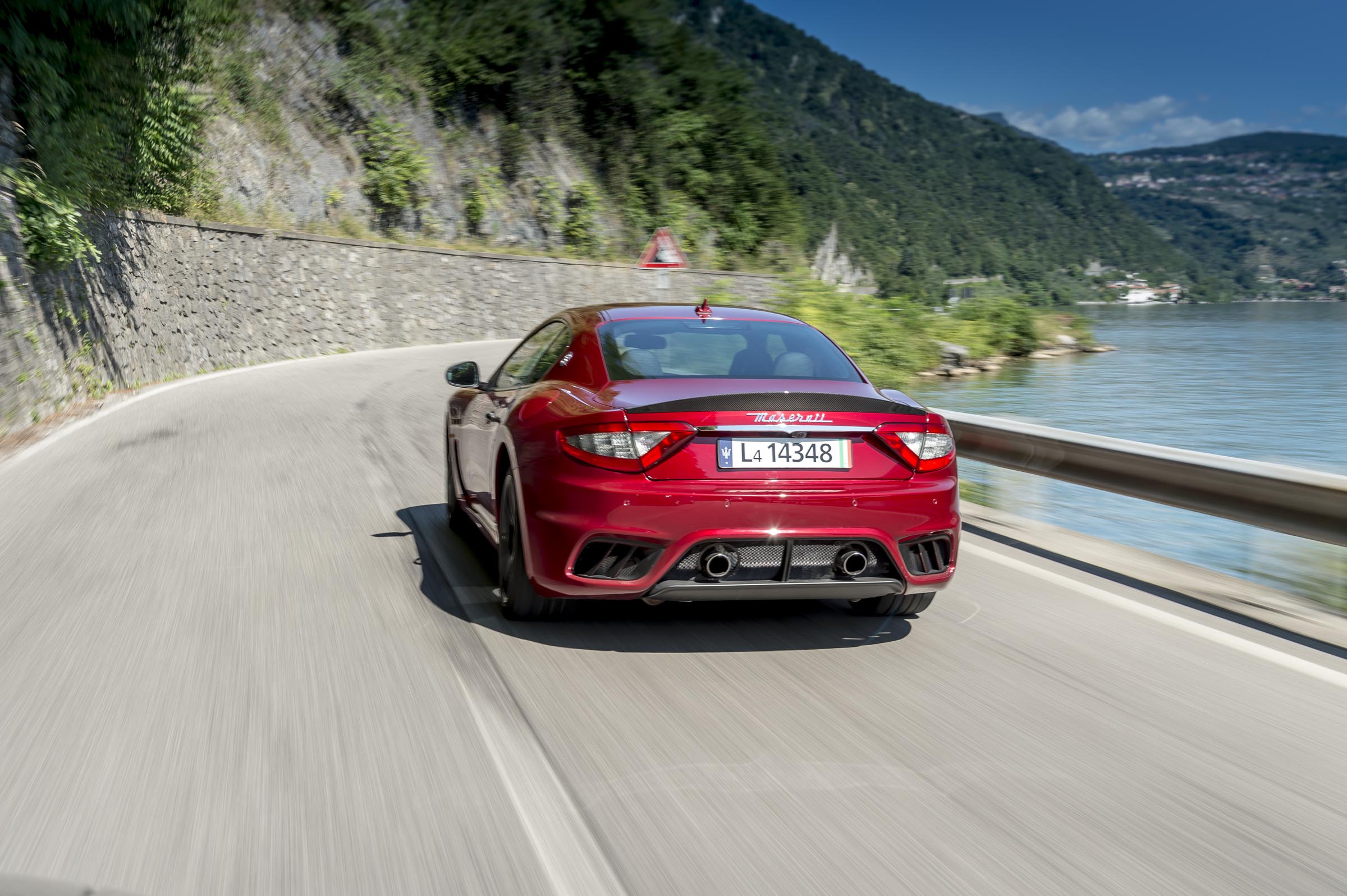 Maserati GranTurismo coupe rear tracking