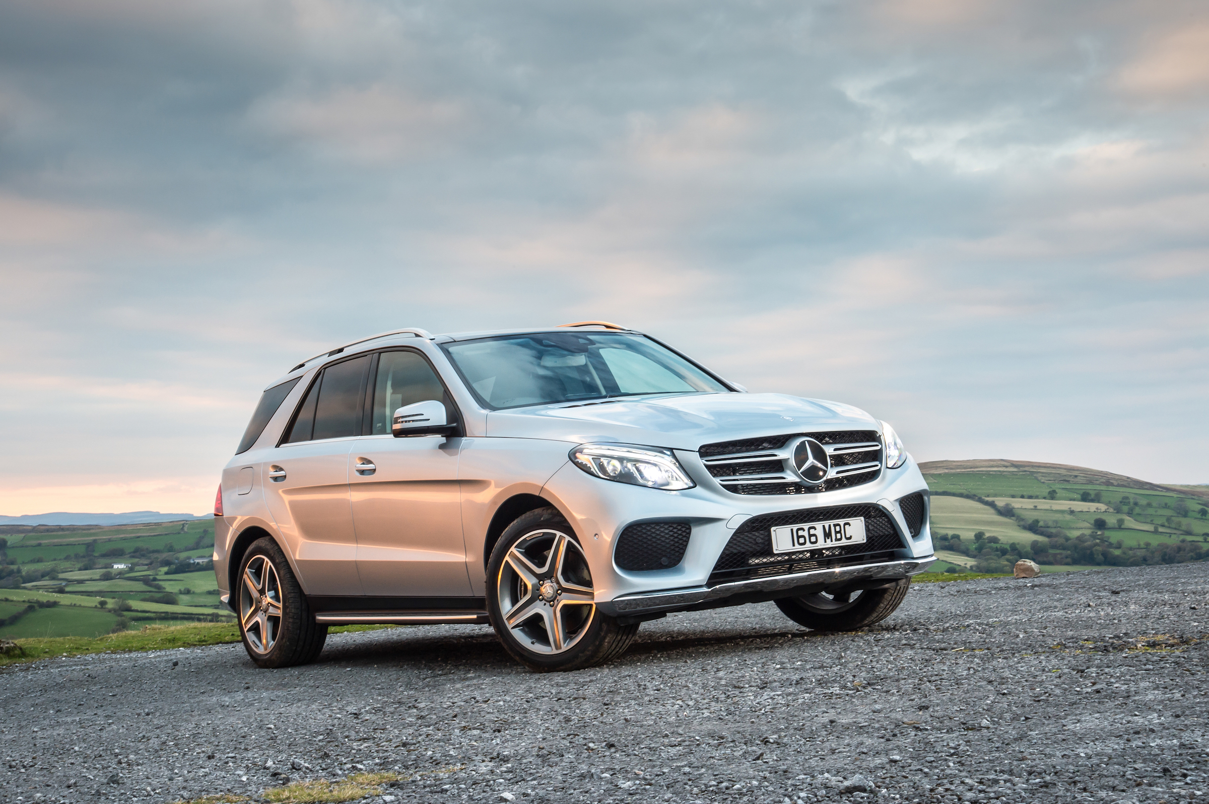 It combines a 3.0-litre petrol V6 engine with an electric motor and battery pack