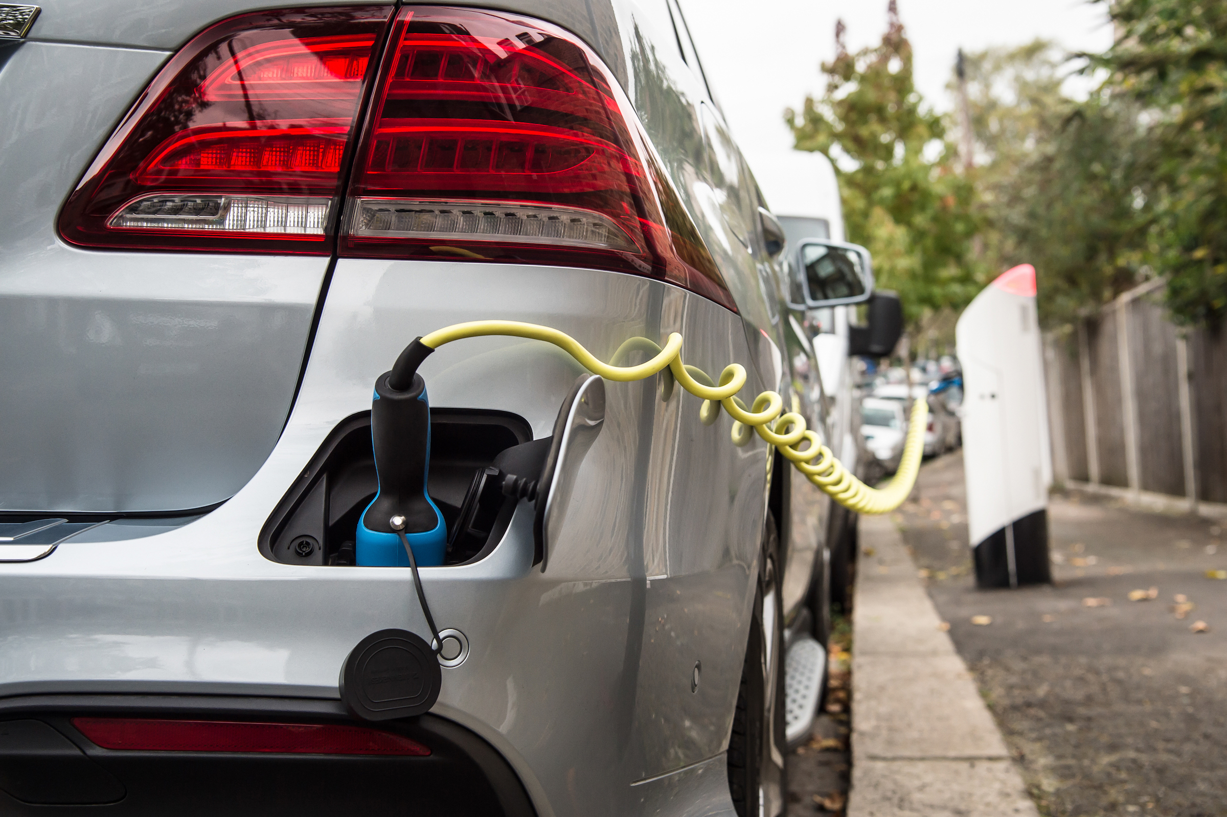 Mercedes claims an 18.6 mile all-electric range on a full charge...