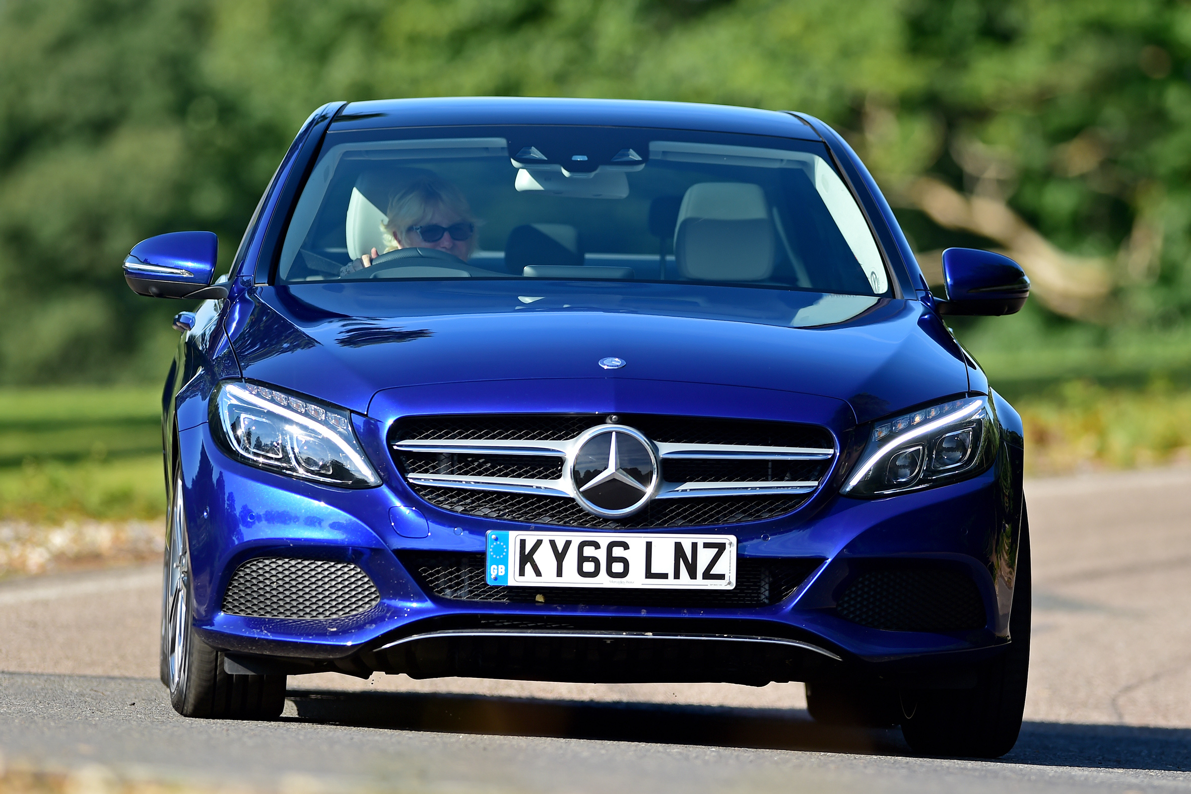 It's fitted with a 2.0-litre turbocharged petrol engine, battery pack and electric motor for a total of 275bhp