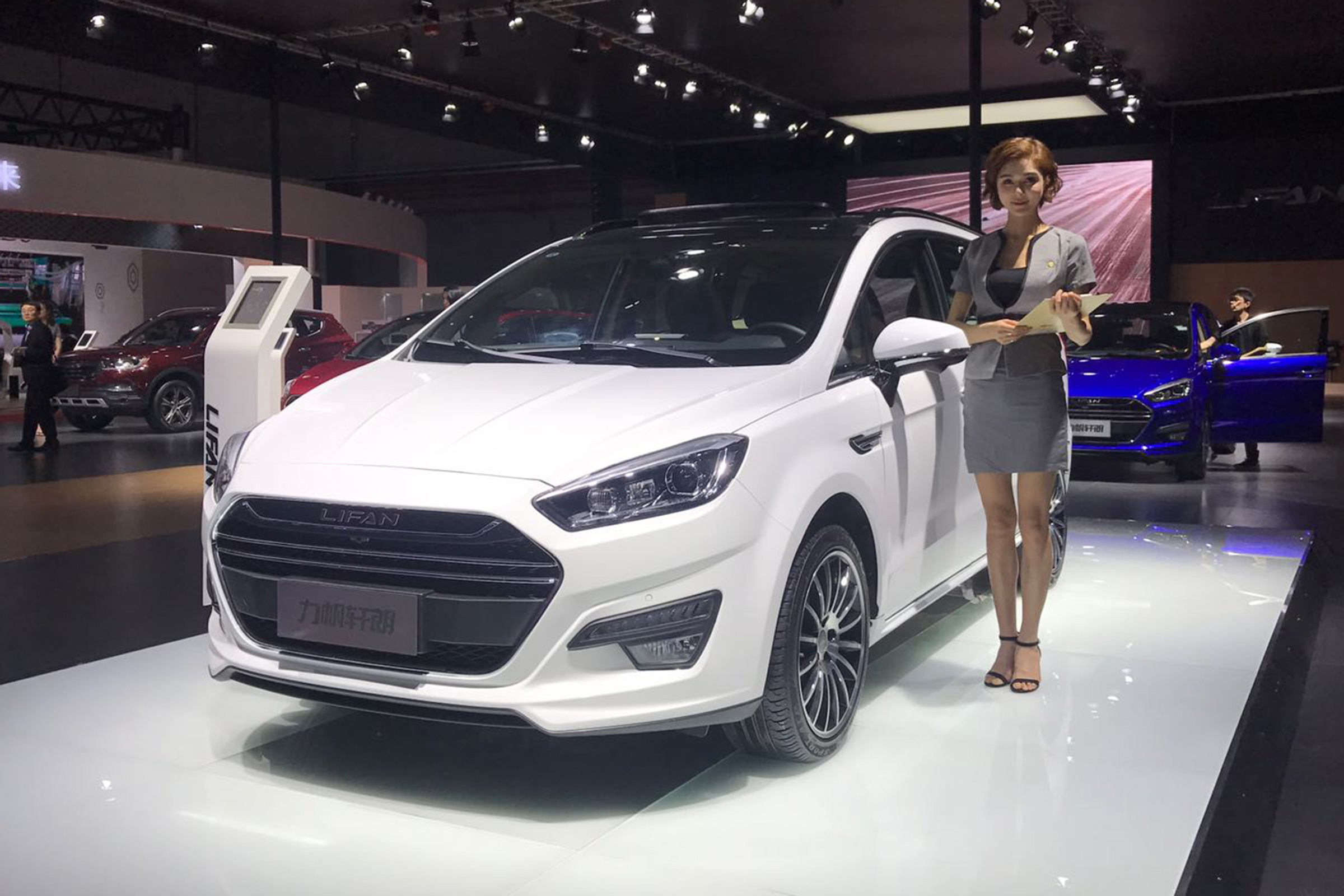 ... Ford must be delighted by the C-MAX aping Lifan Xuanlang MPV.