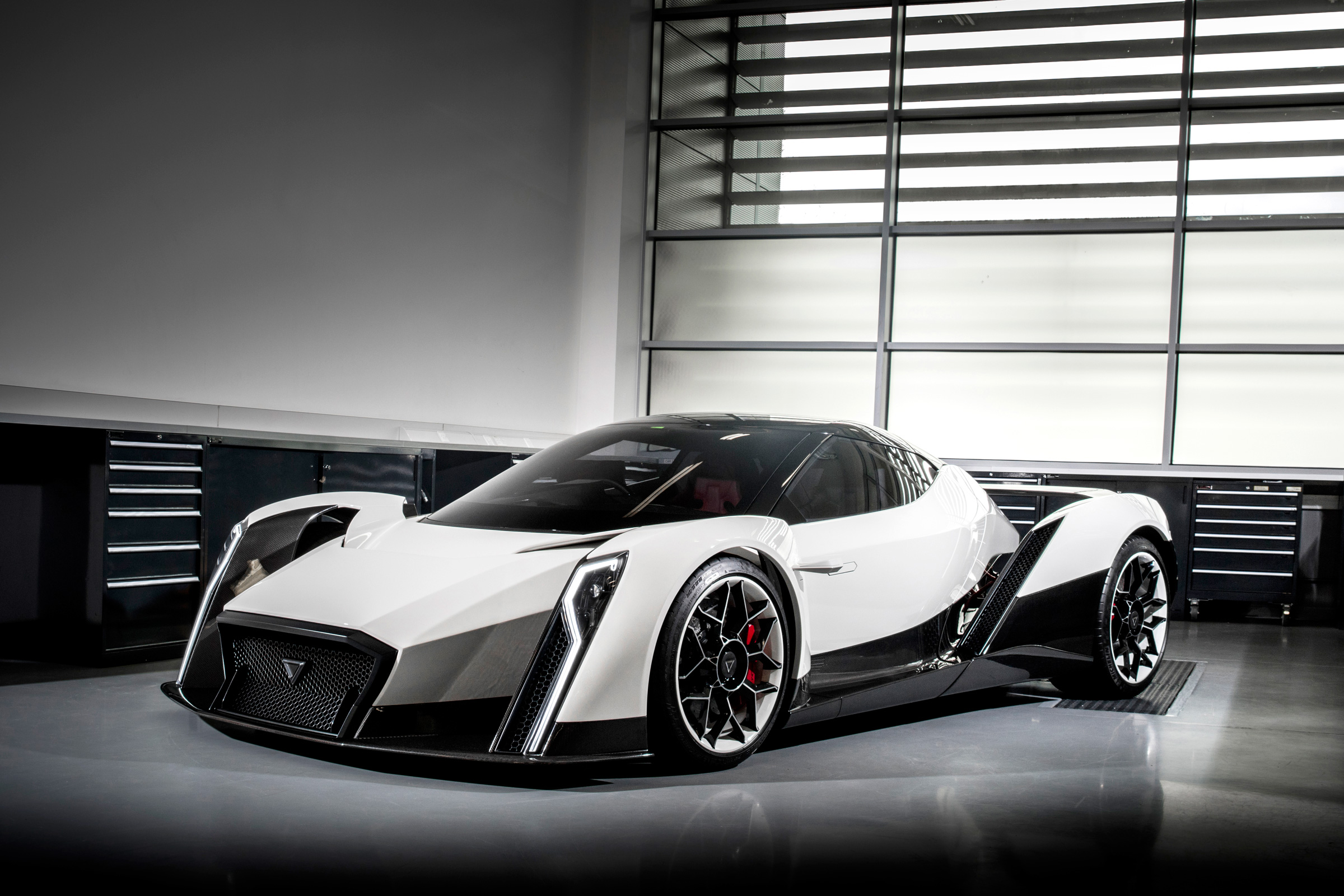 The £1m Vanda Dendrobium records a 2.7 second 0-60 time