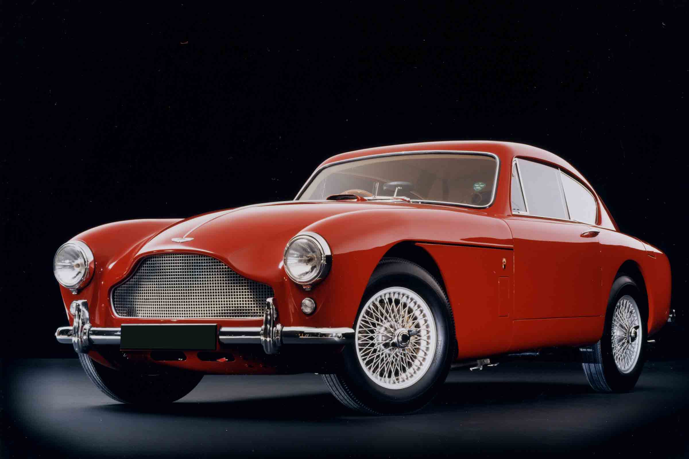 James Bond originally preferred Bentleys