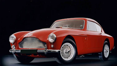 James Bond originally preferred Bentleys