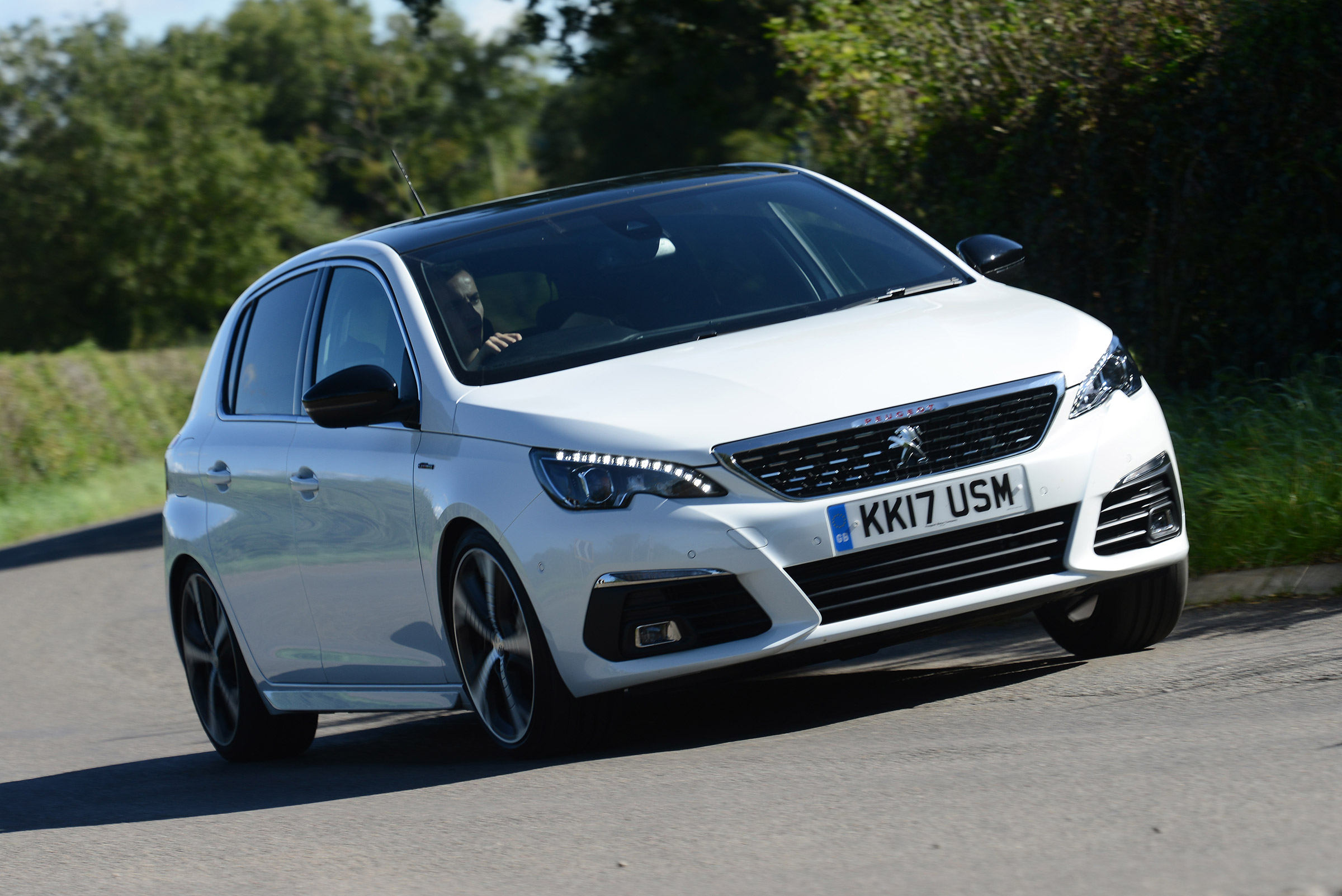 Body control is very good, despite the Peugeot 308 having soft enough suspension to soak up most bumps