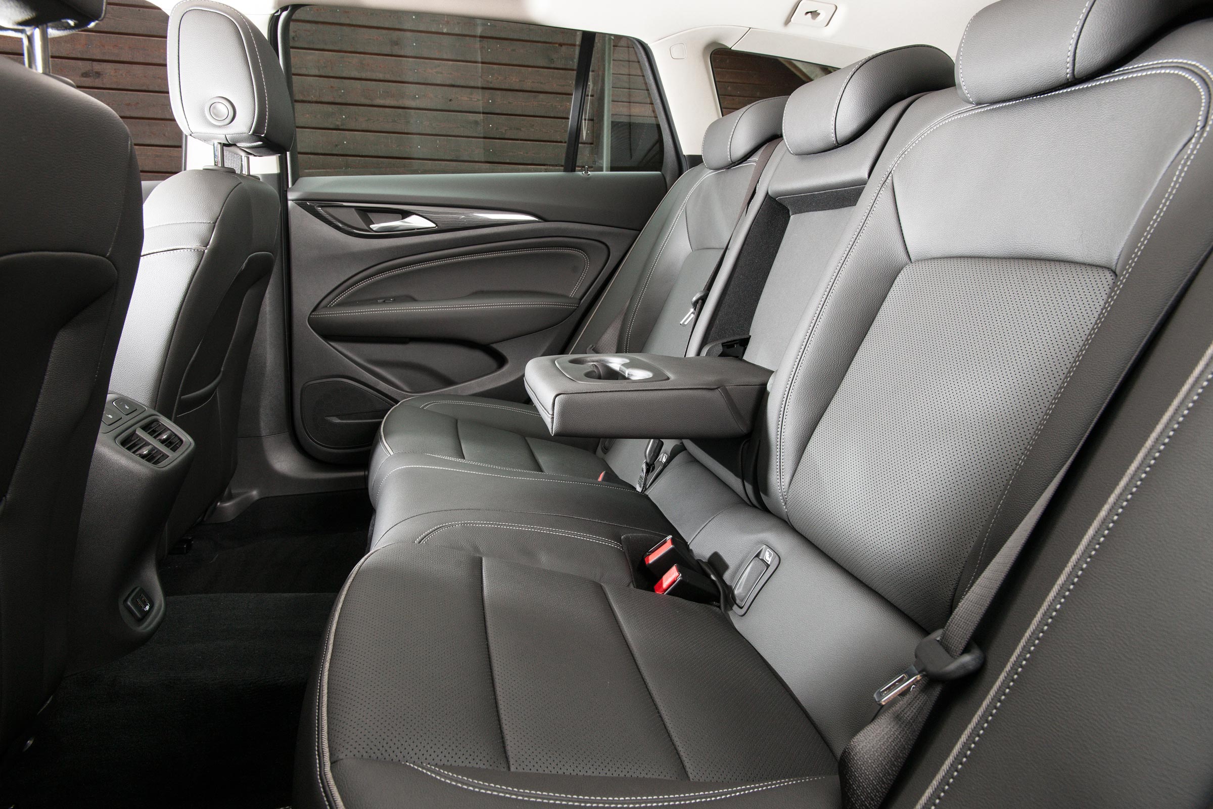 There’s loads of space for passengers in the Insignia Country Tourer; leg and headroom are excellent