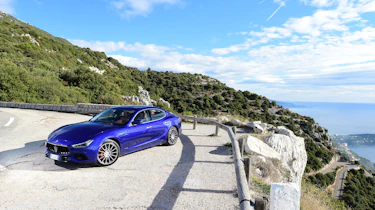 Engines include a 3.0-litre diesel and two petrol engines with 345 and 424bhp respectively