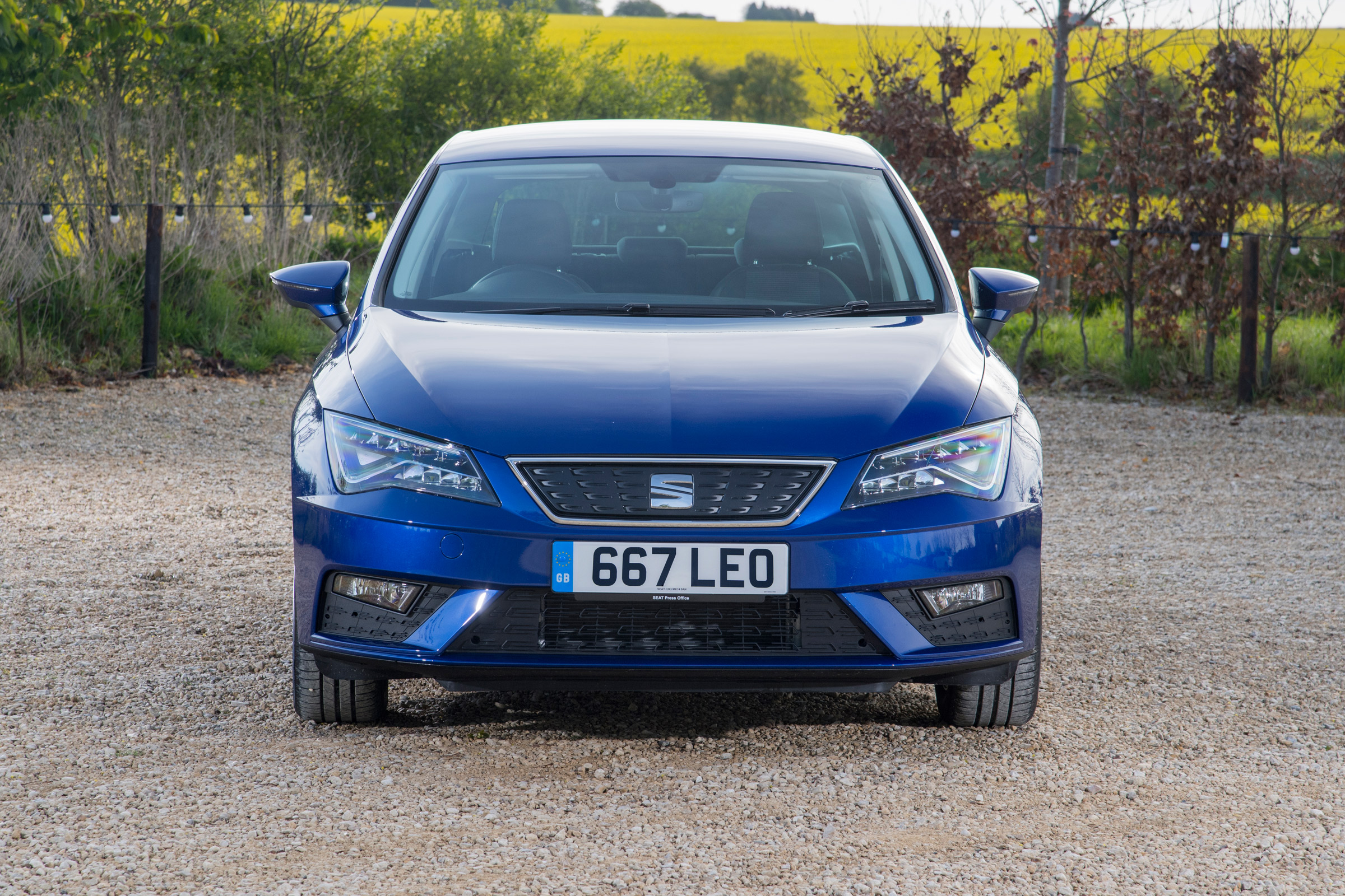 SEAT Leon front end