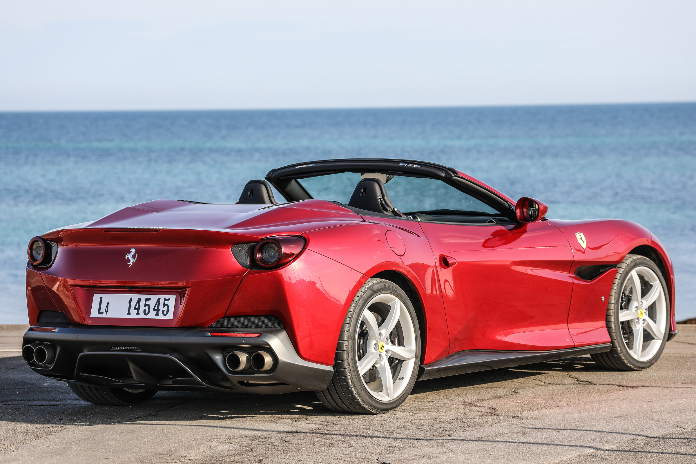 It might be fast, but a wind deflector and smooth suspension means the Portofino is also comfortable 