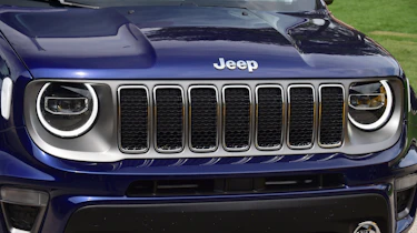Jeep Renegade grille