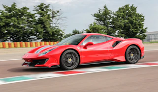 Ferrari 488 Pista side track