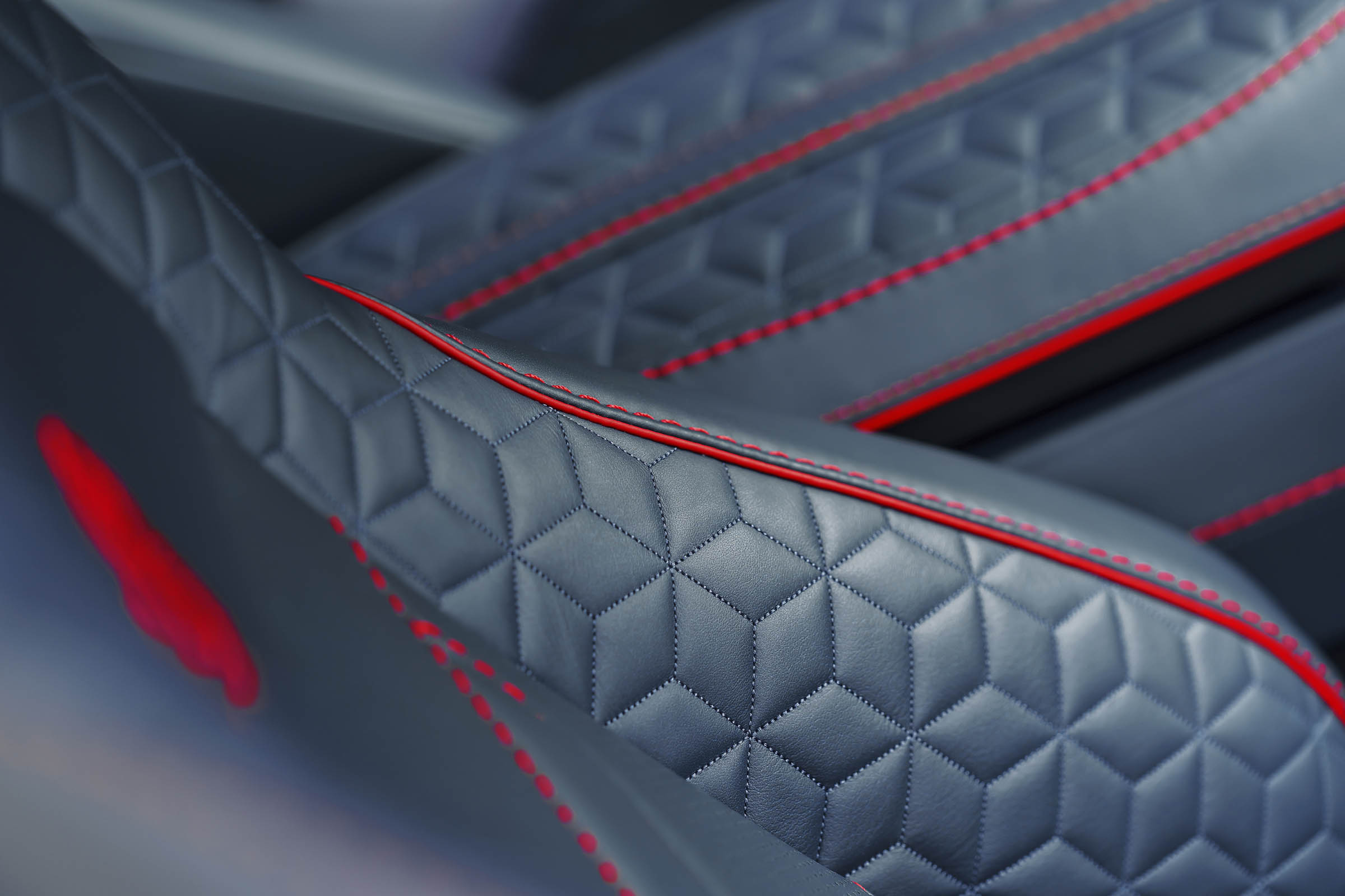 Aston Martin DBS Superleggera seat