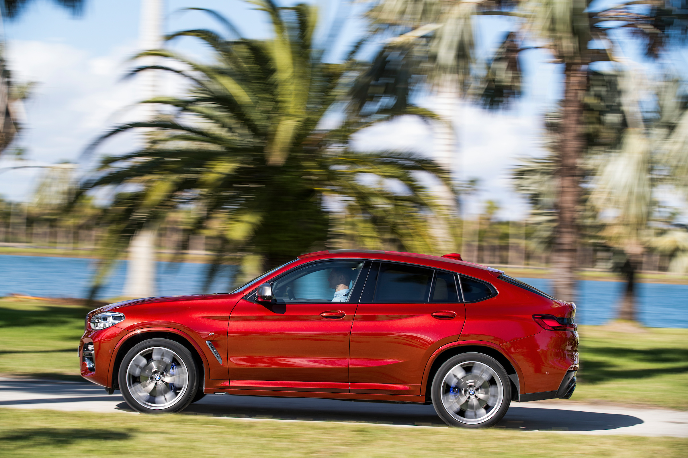 BMW X4 tracking shot, left side