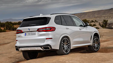 BMW X5 off-road static rear