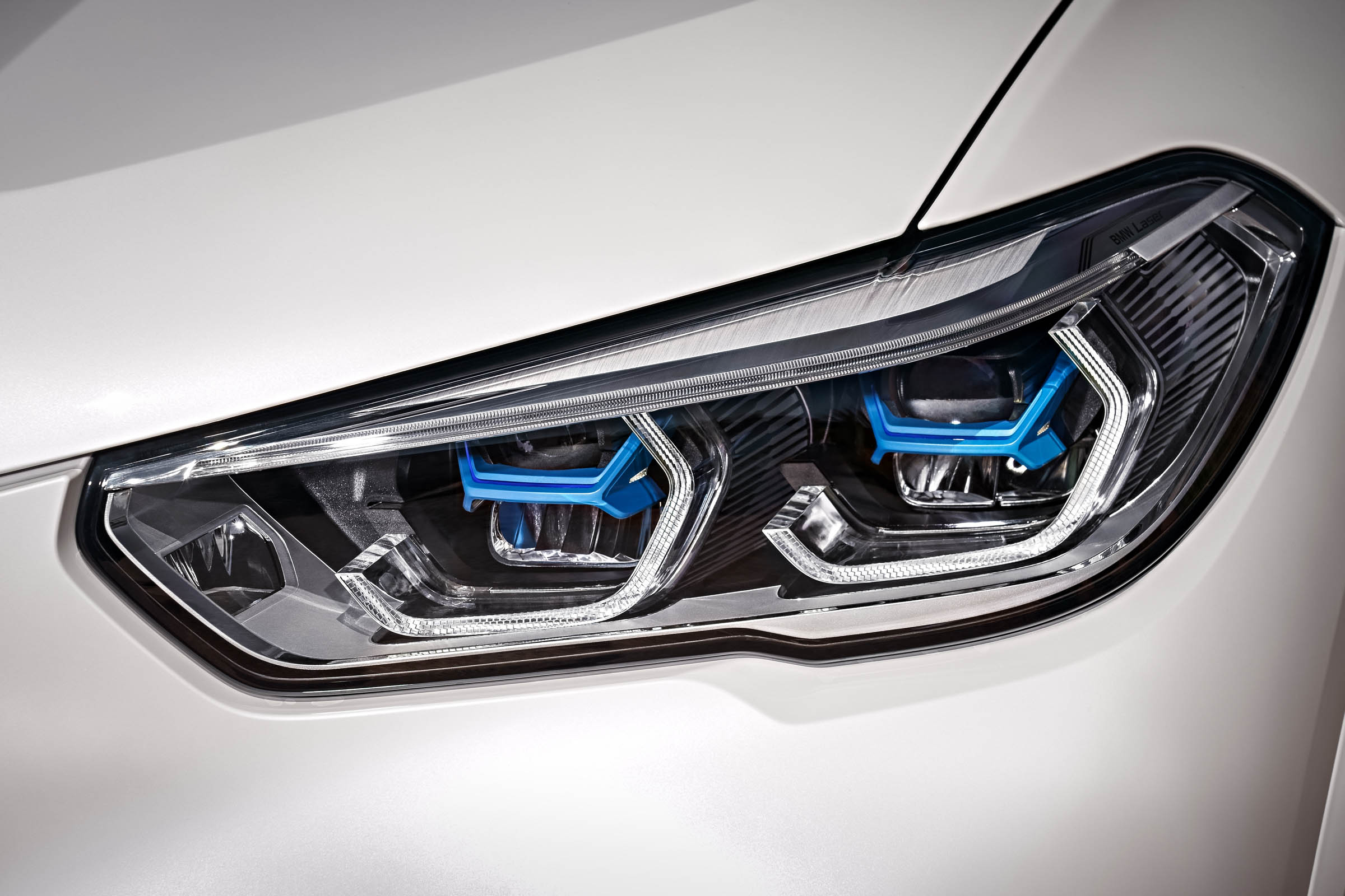 BMW X5 headlight