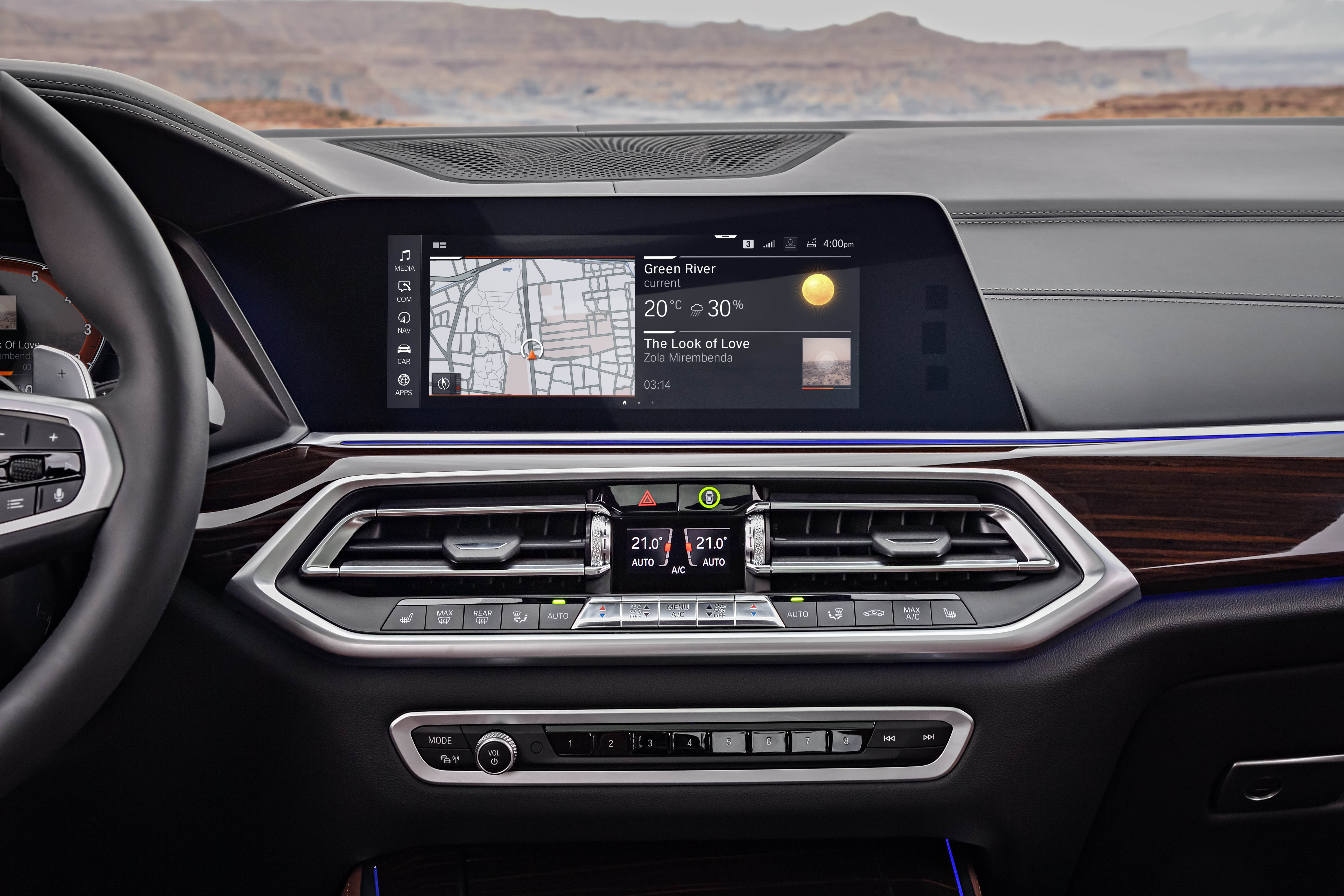 BMW X5 connectivity