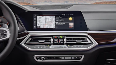 BMW X5 connectivity