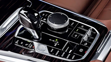 BMW X5 iDrive controls
