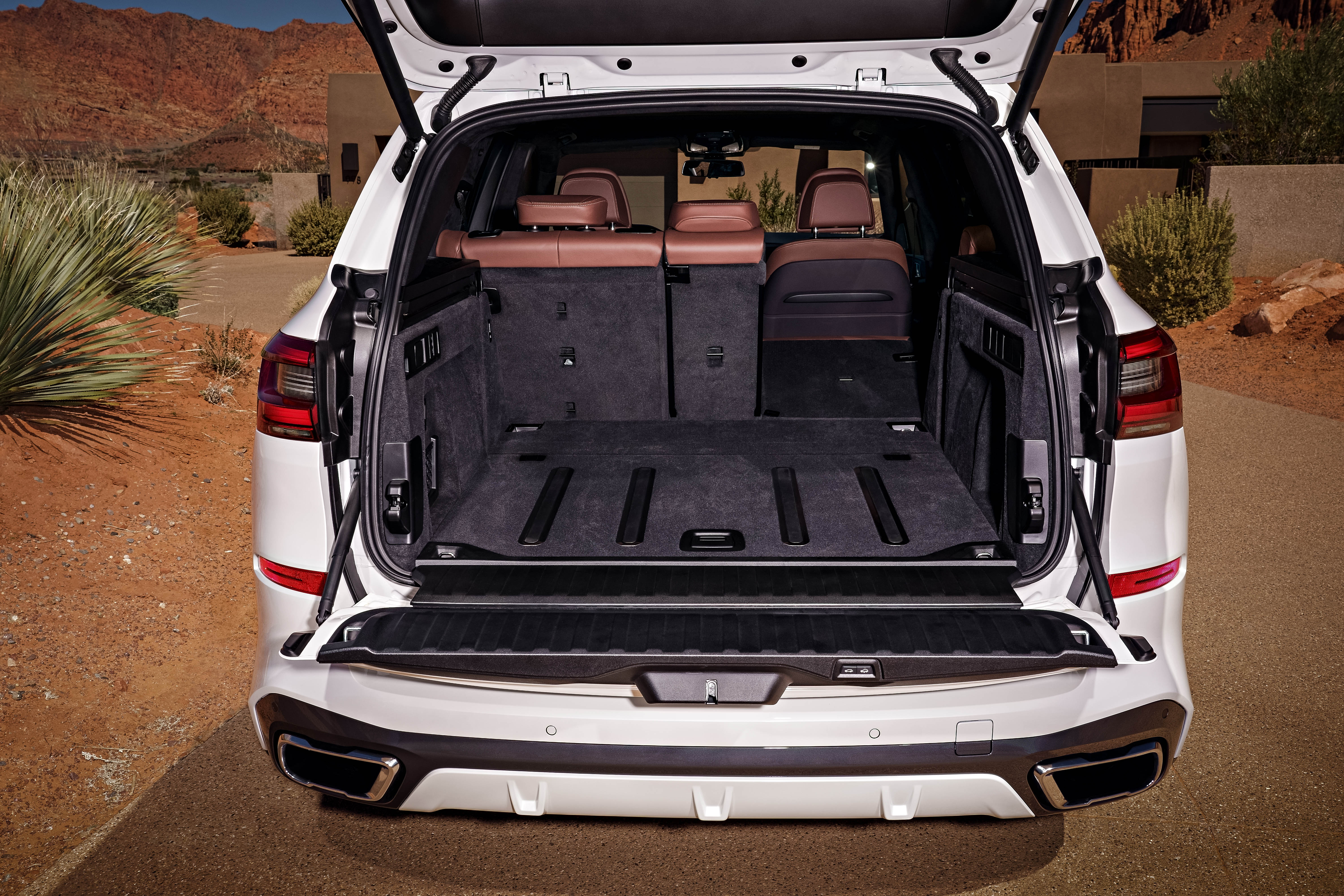 BMW X5 boot