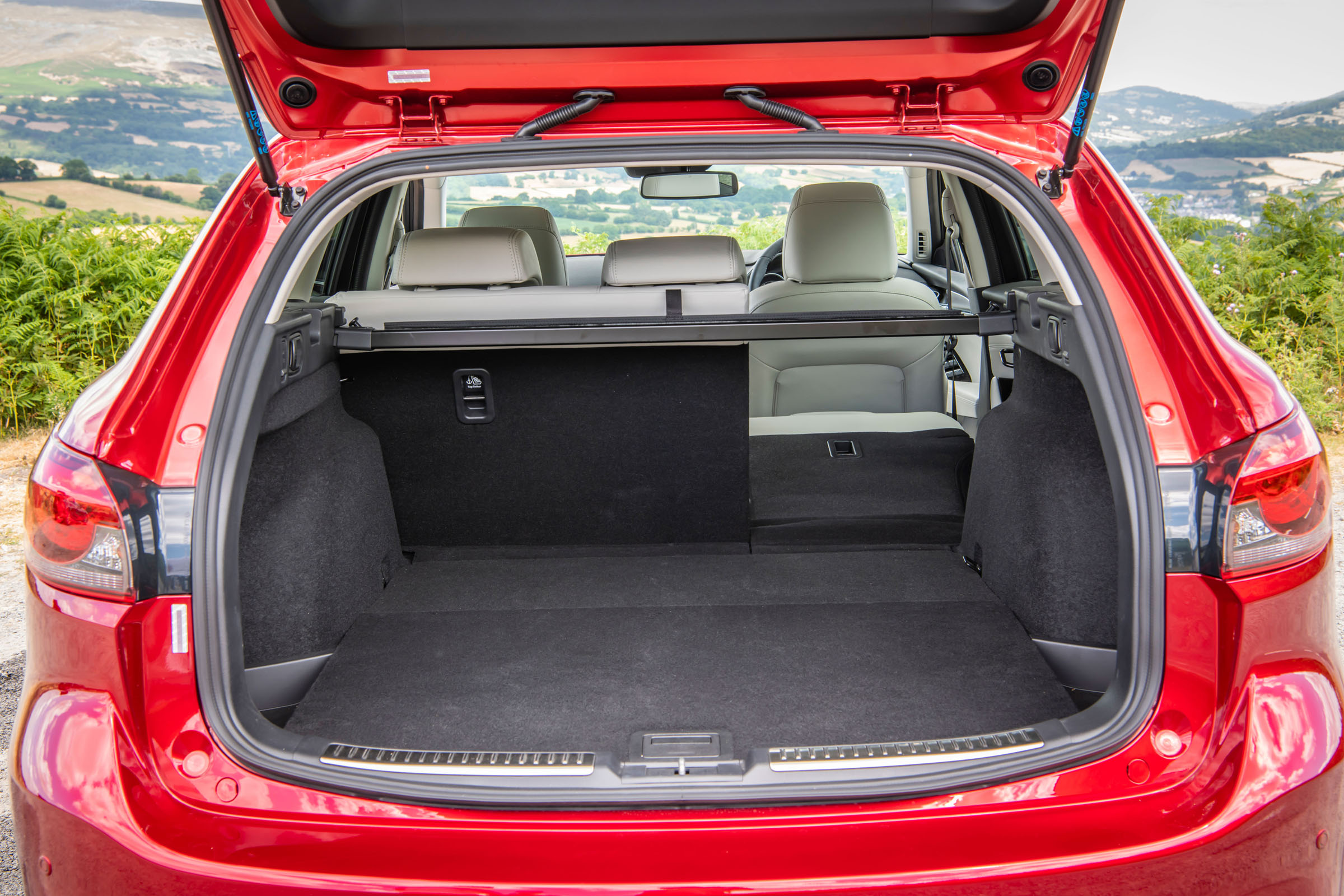 Mazda6 Tourer boot