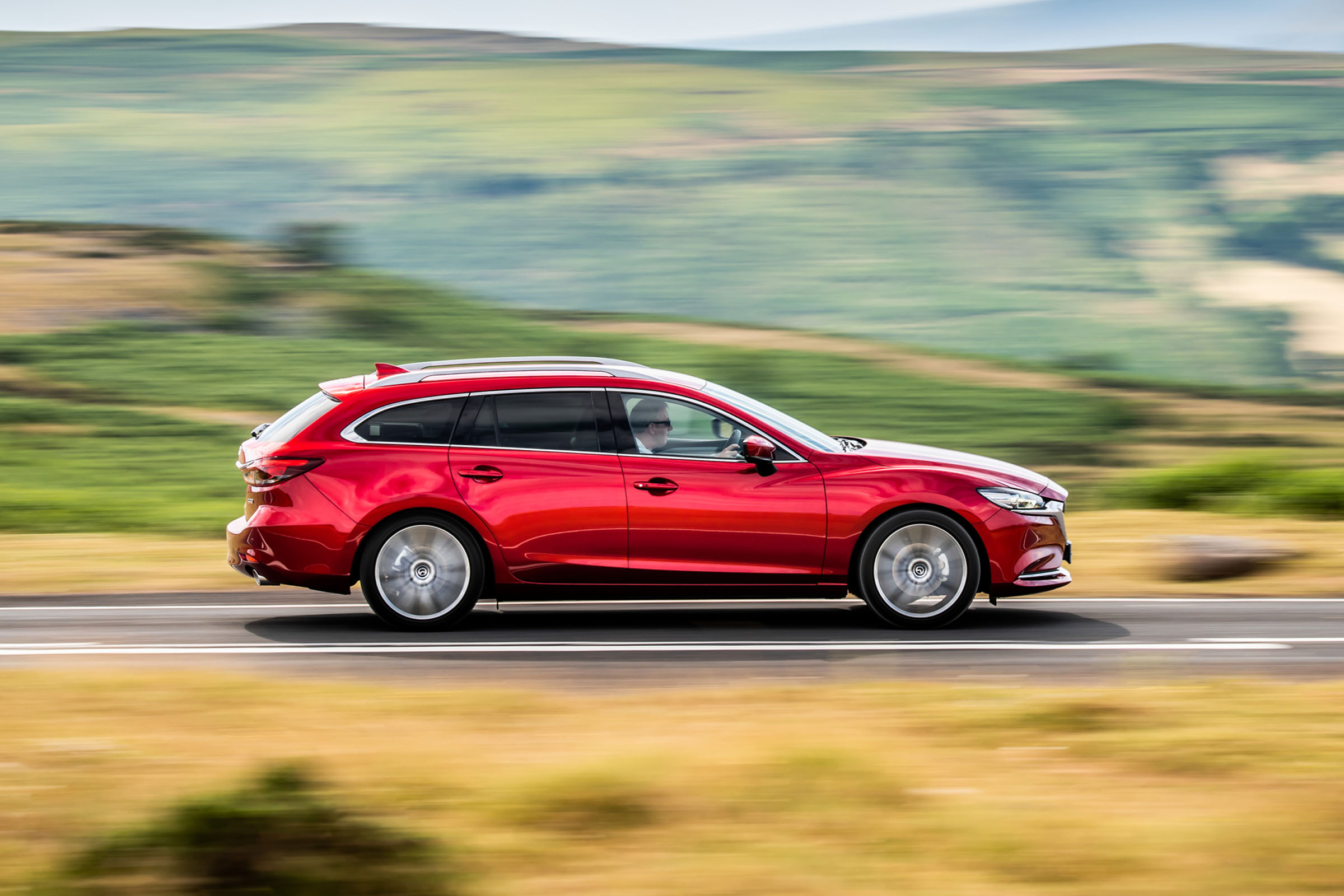 Mazda6 Tourer side