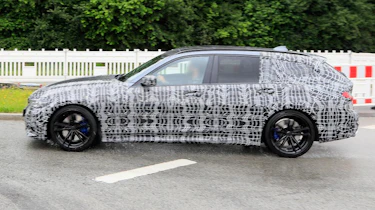 BMW 3 Series Estate side profile tracking spy shot