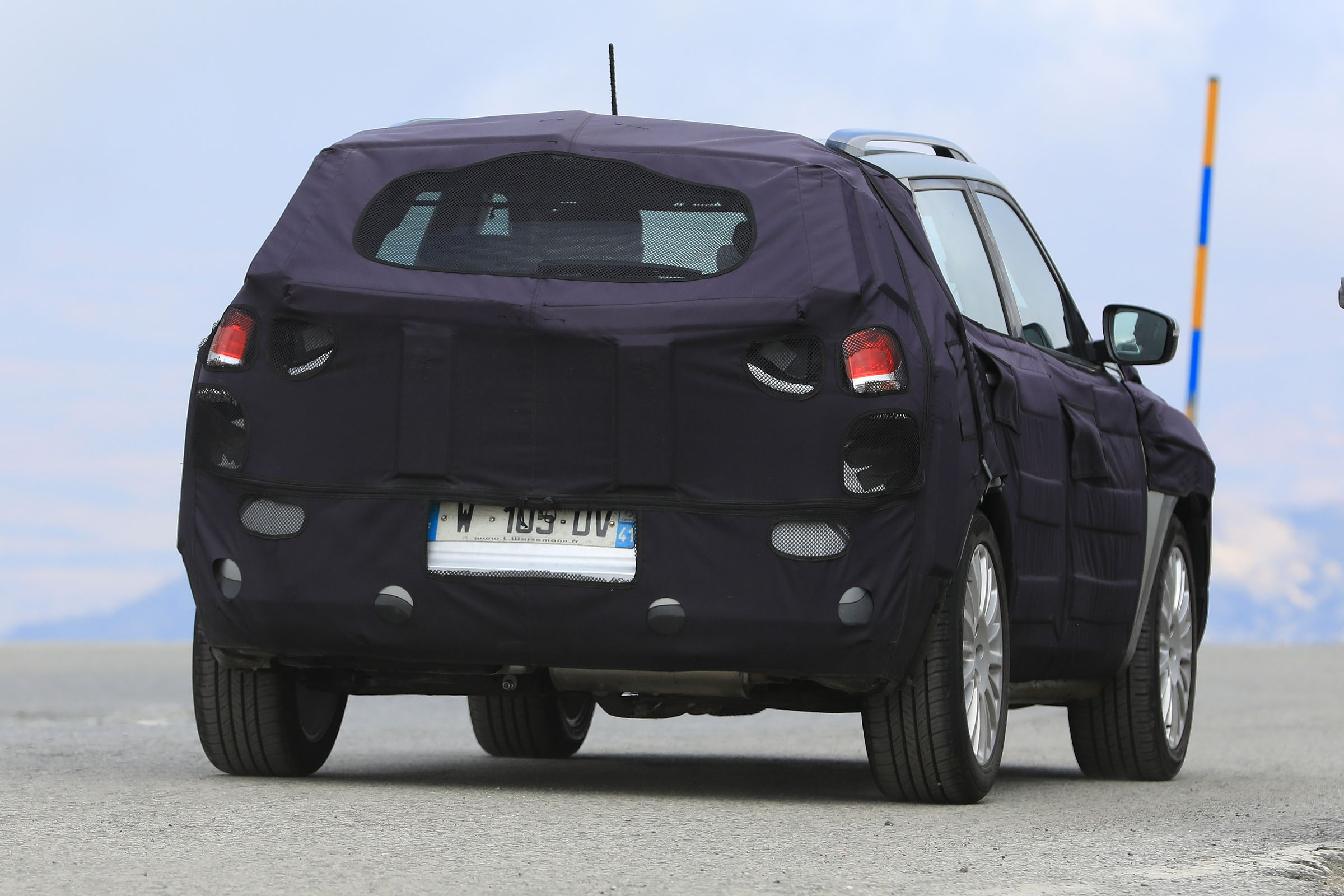 2019 SsangYong Korando spy shot – rear