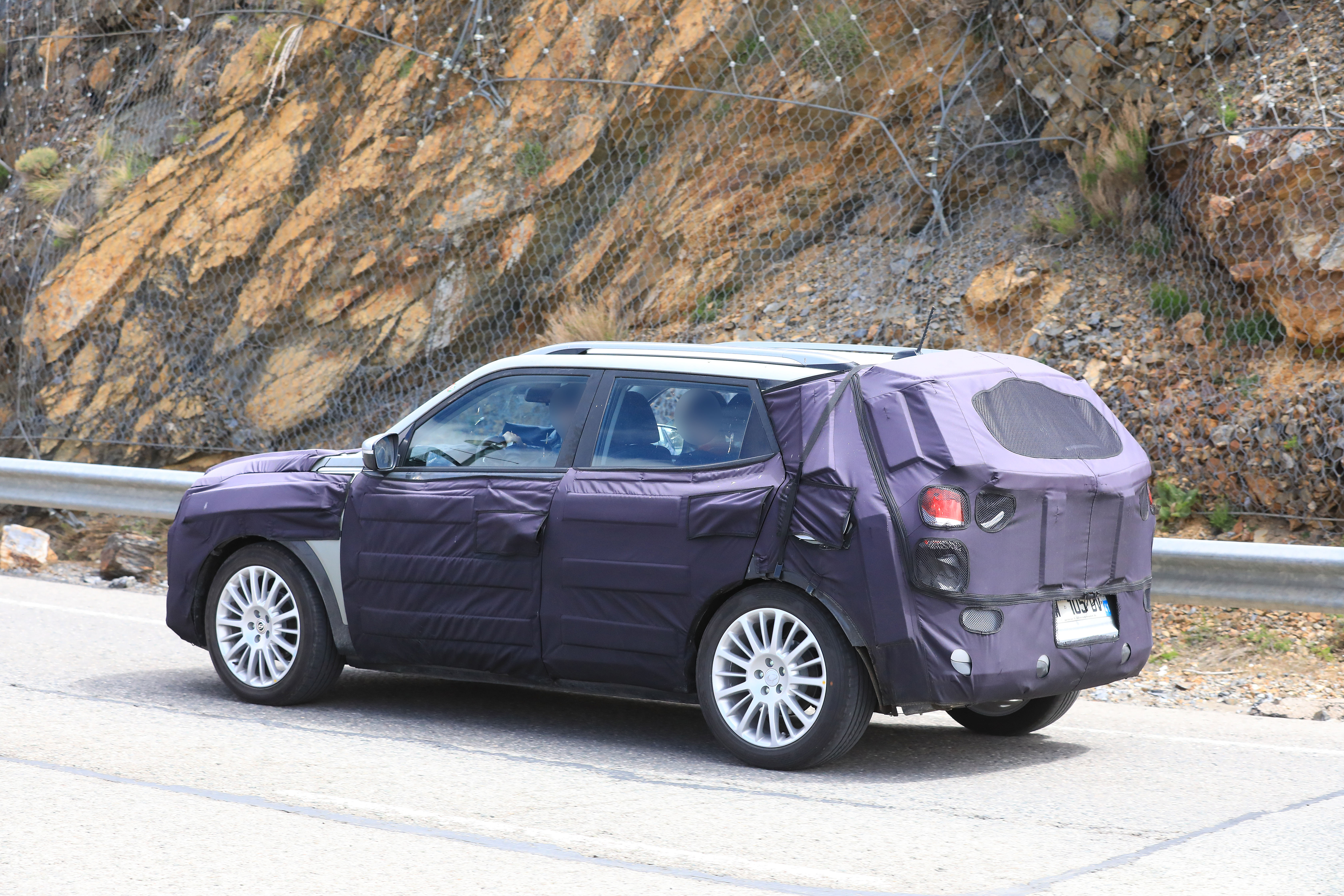 2019 SsangYong Korando spy shot – rear