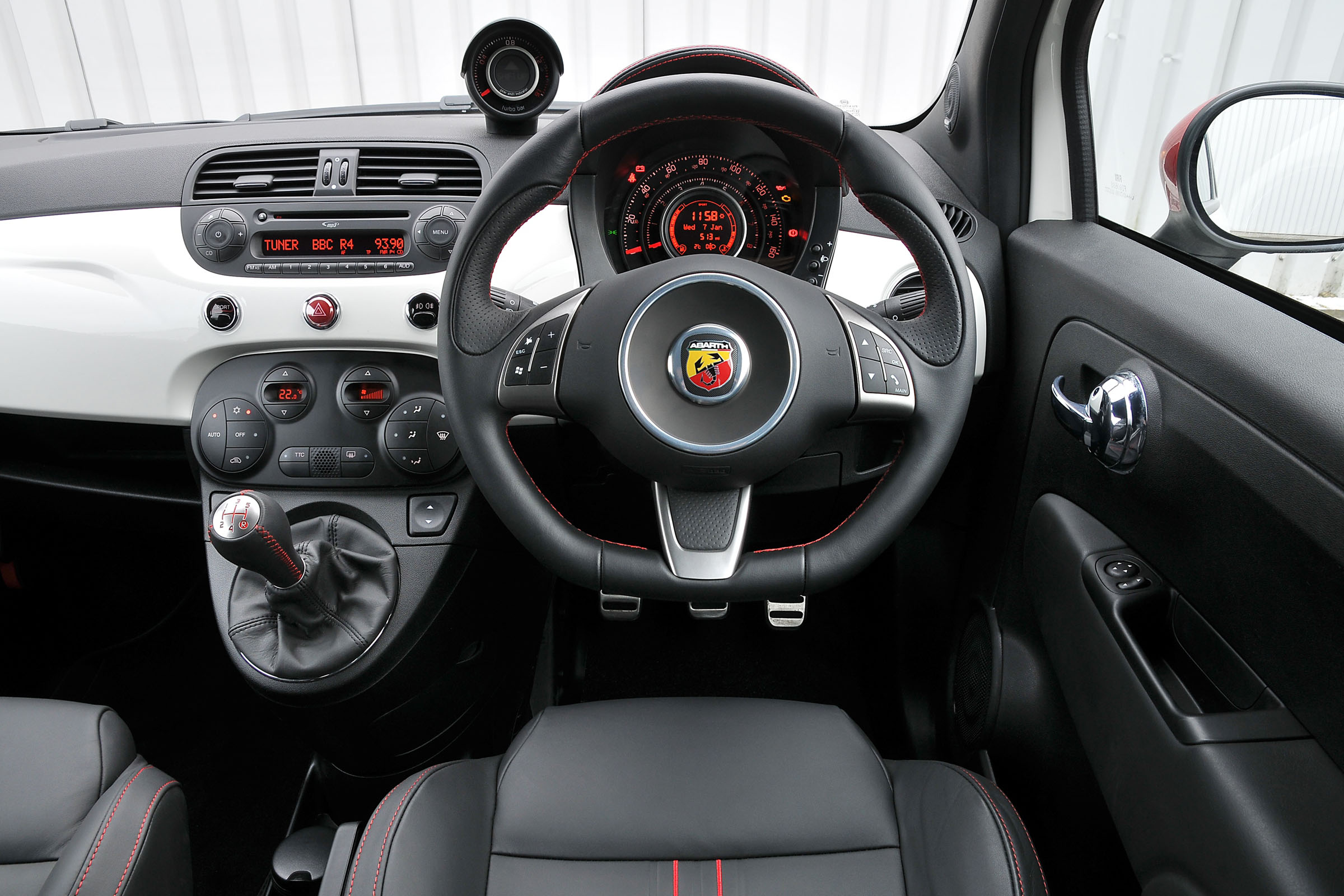 Abarth 500 interior