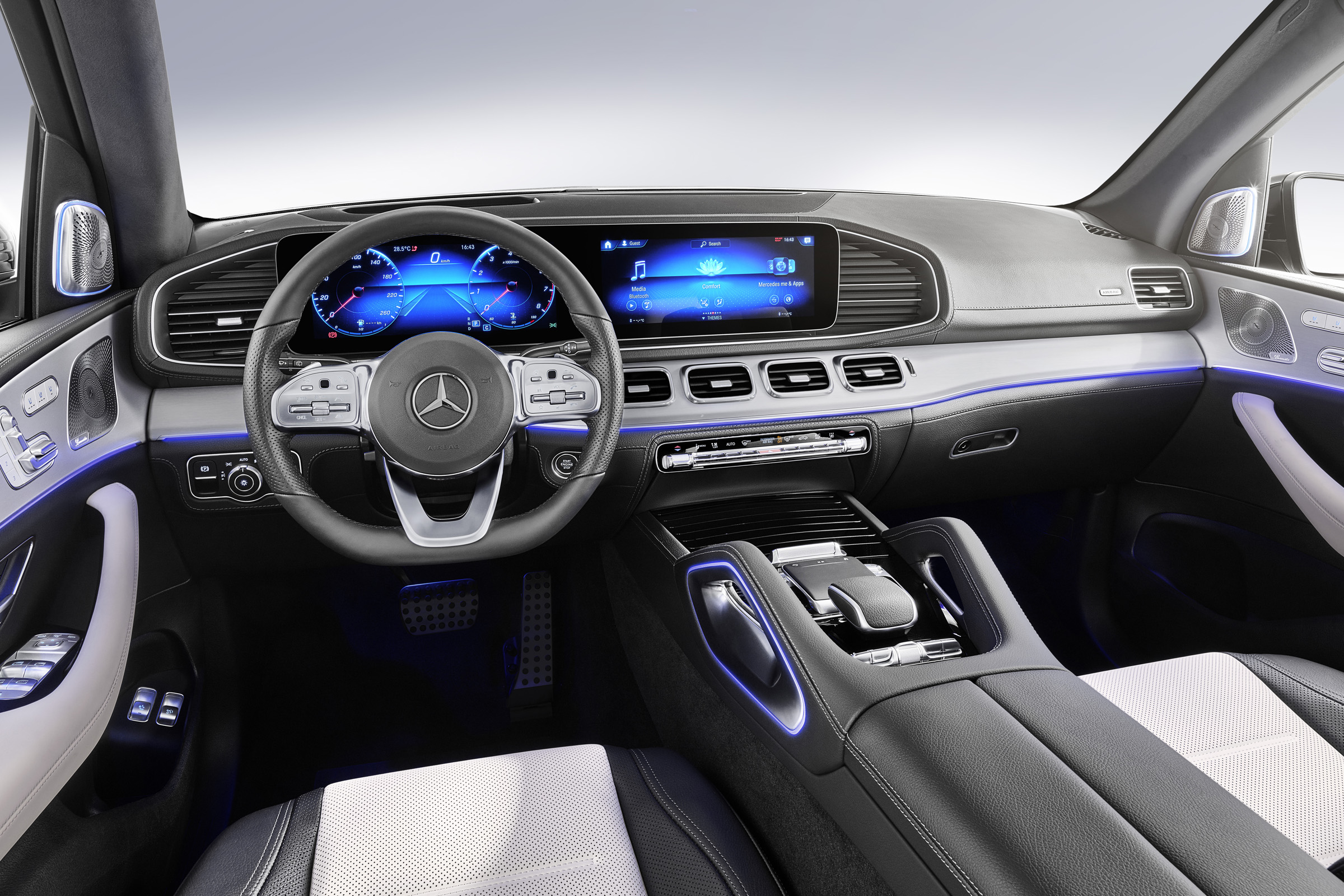 2019 Mercedes GLE interior
