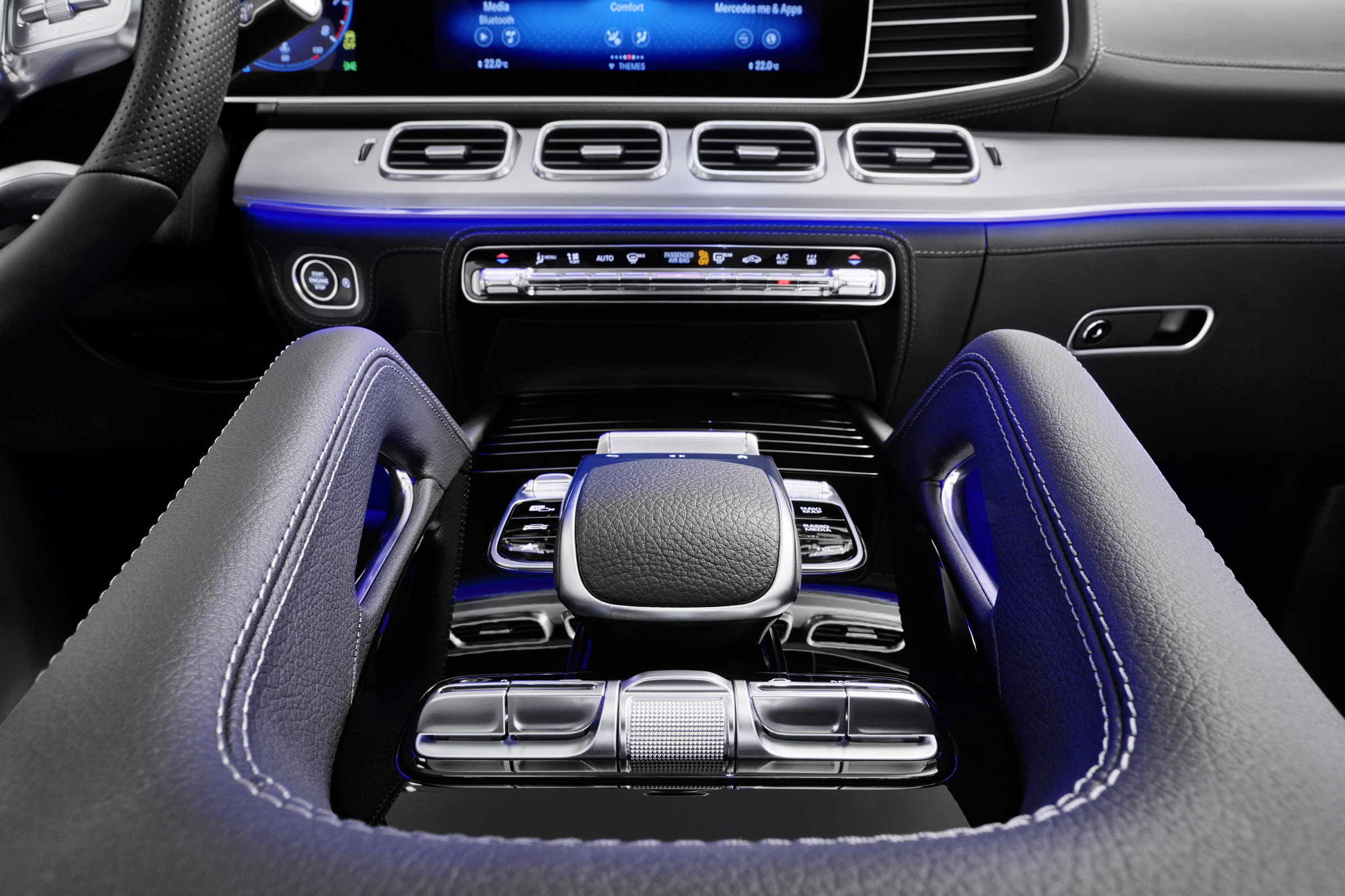 2019 Mercedes GLE centre console