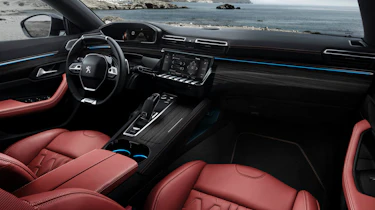 Peugeot 508 SW interior