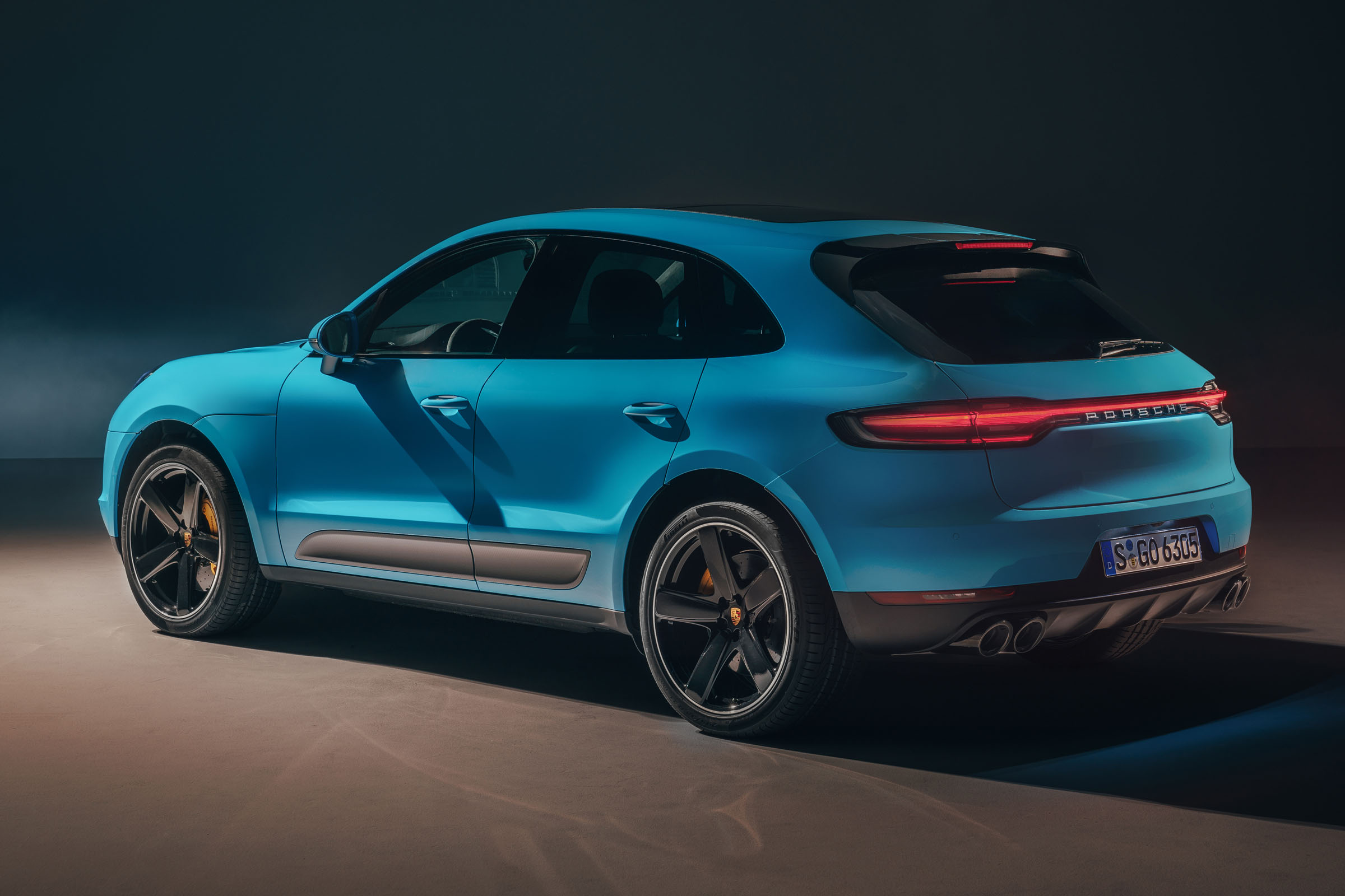 Porsche Macan rear