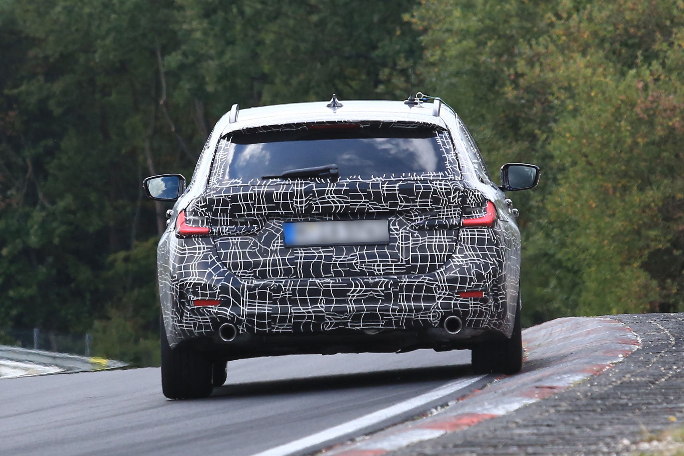 BMW 3 Series Touring rear tracking 2 spy shot