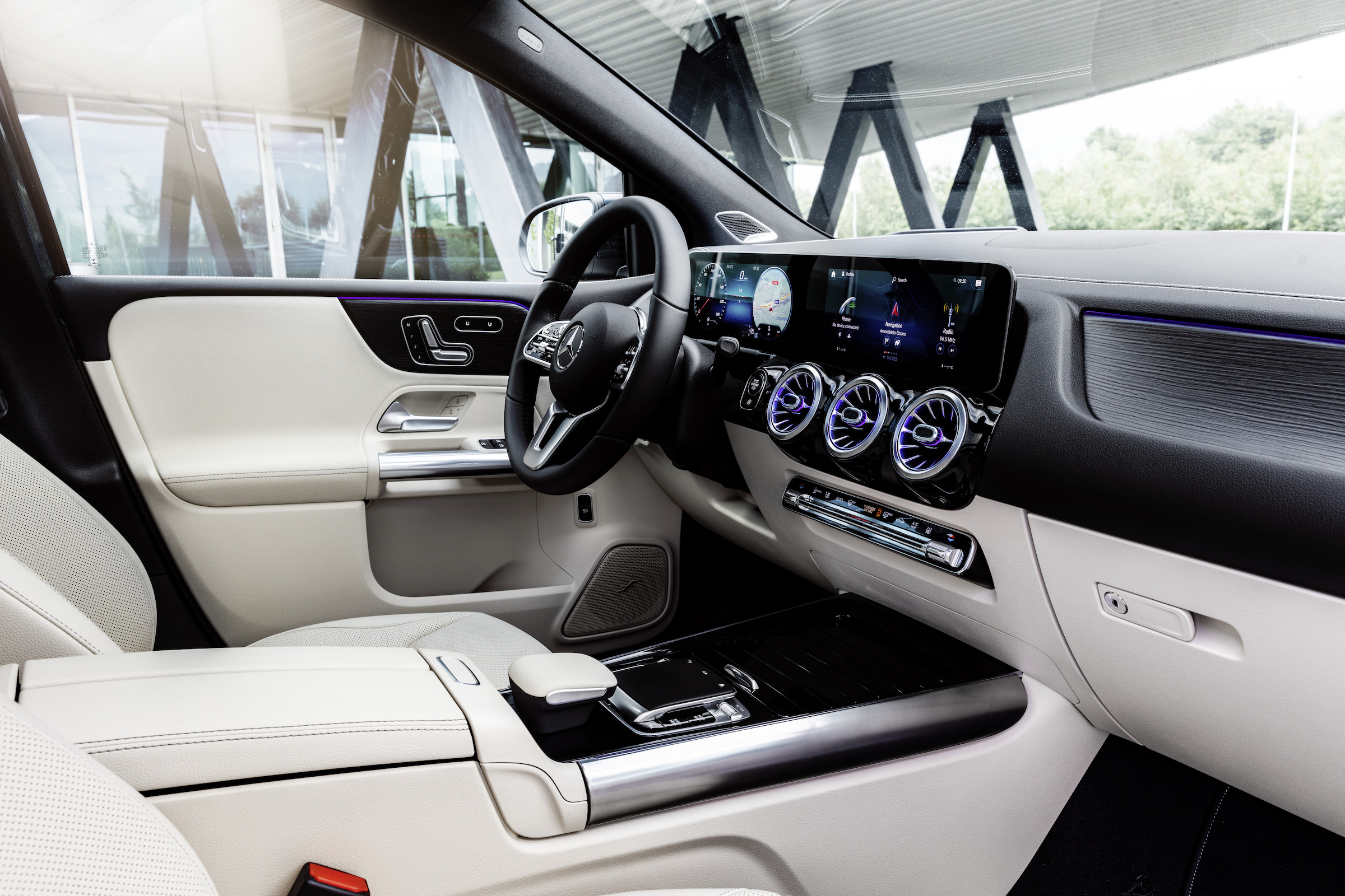 New Mercedes B-Class 5-seat MPV