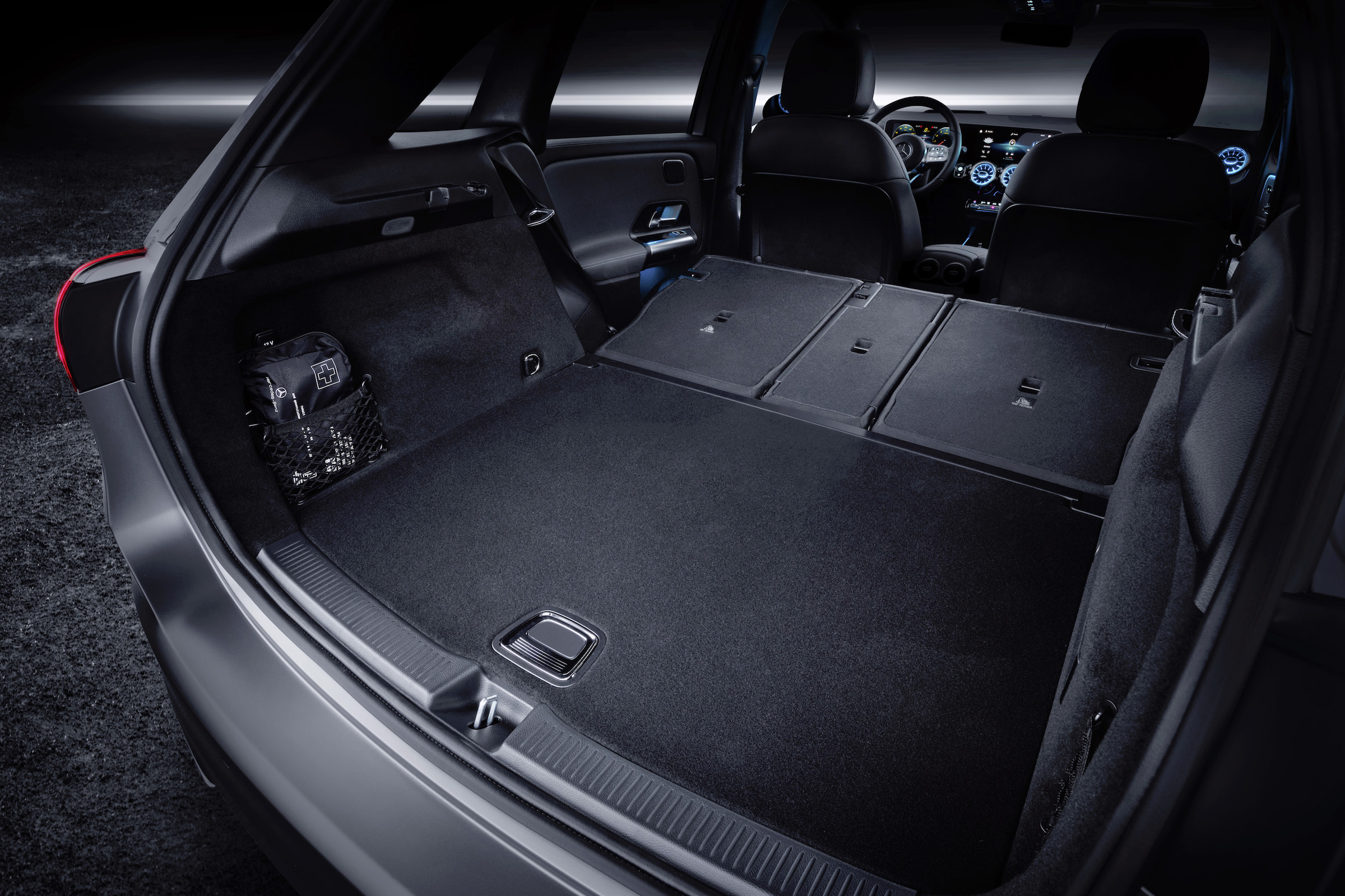 New Mercedes B-Class 5-seat MPV