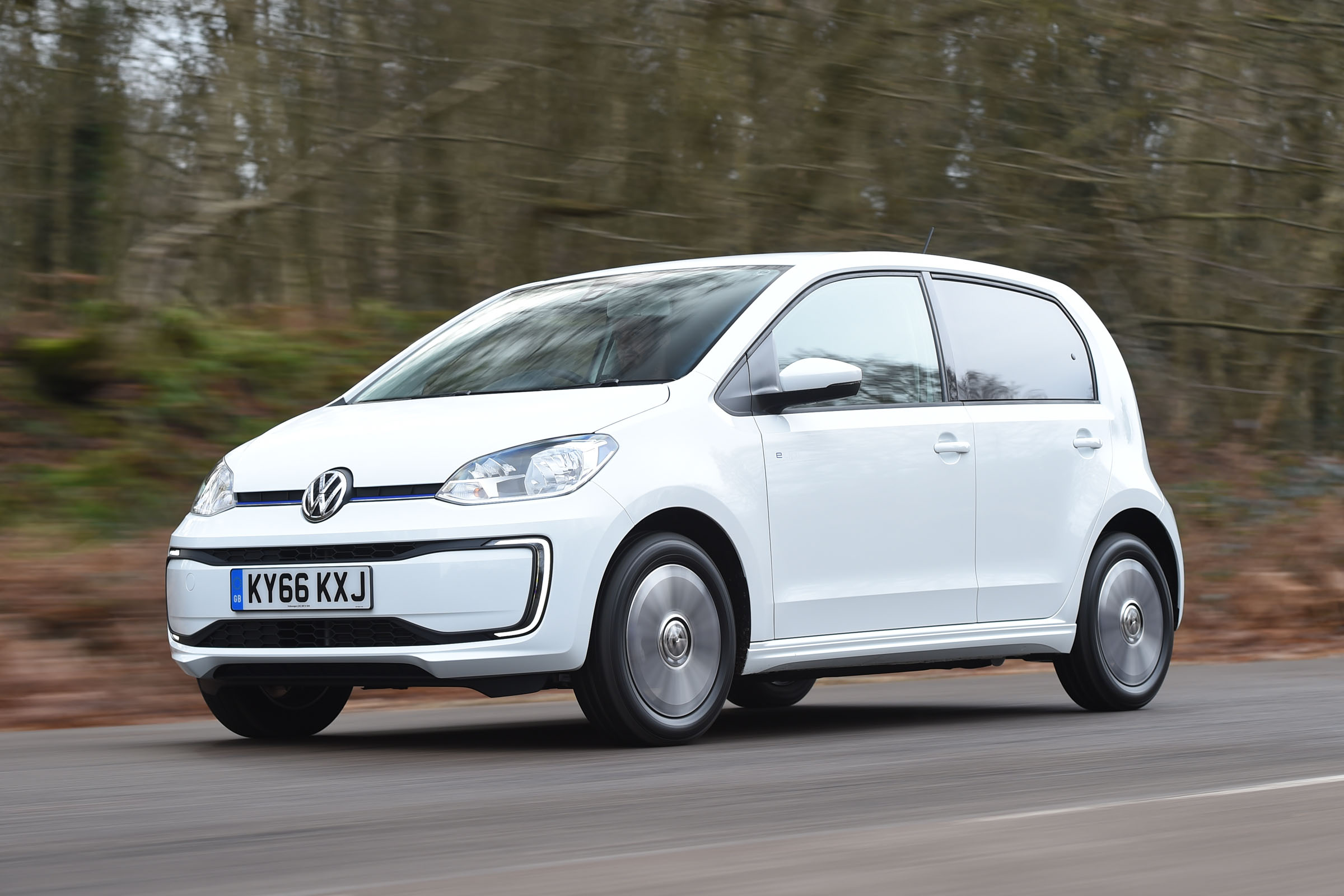 Volkswagen e-up! front