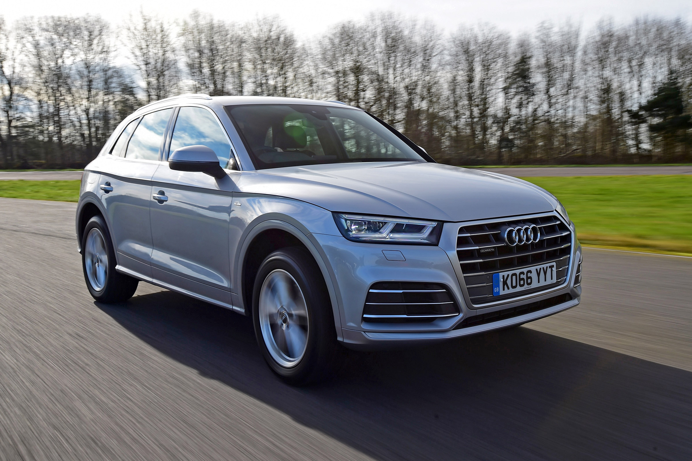 Audi Q5 S line front