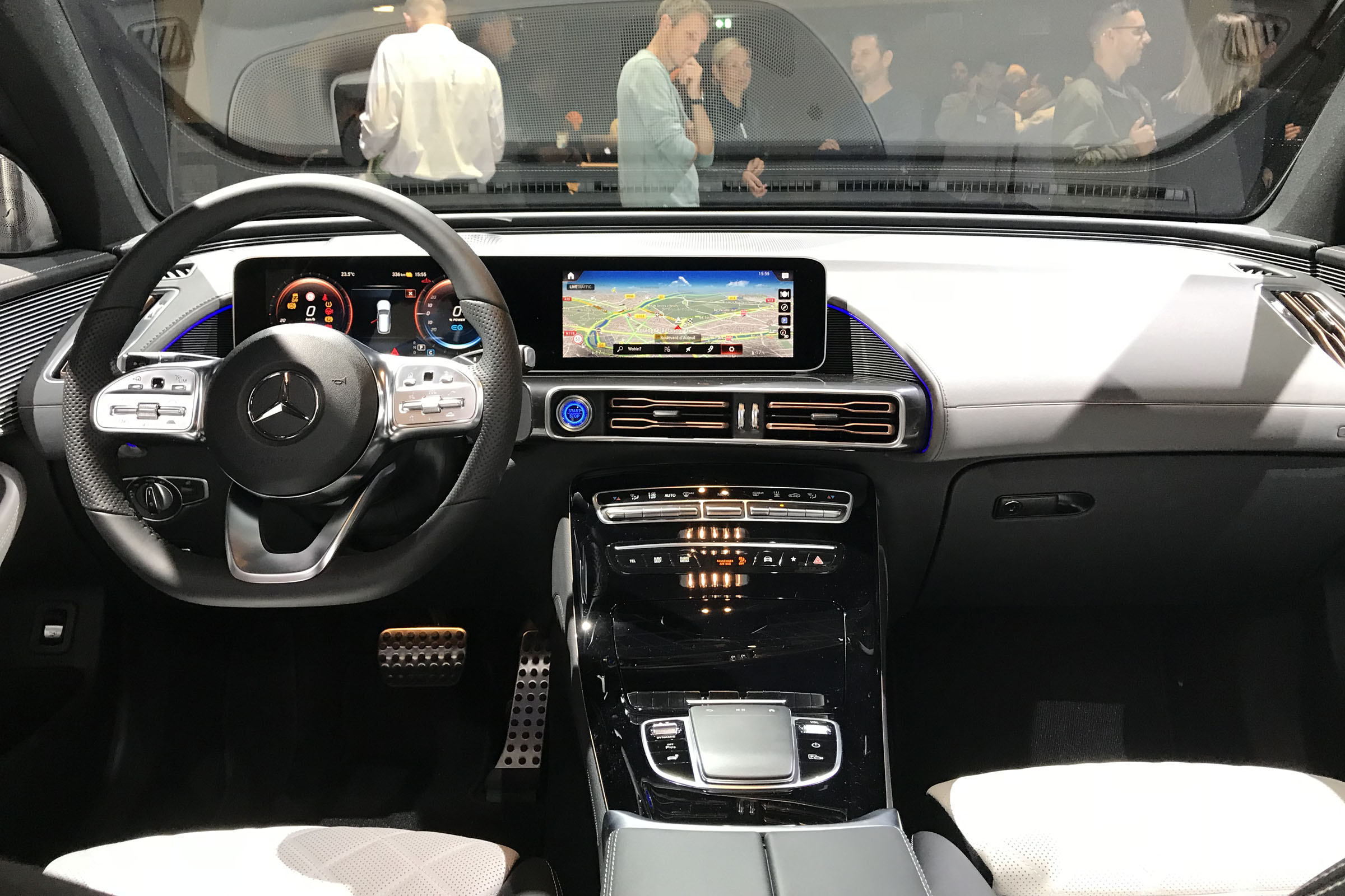 Mercedes EQC interior