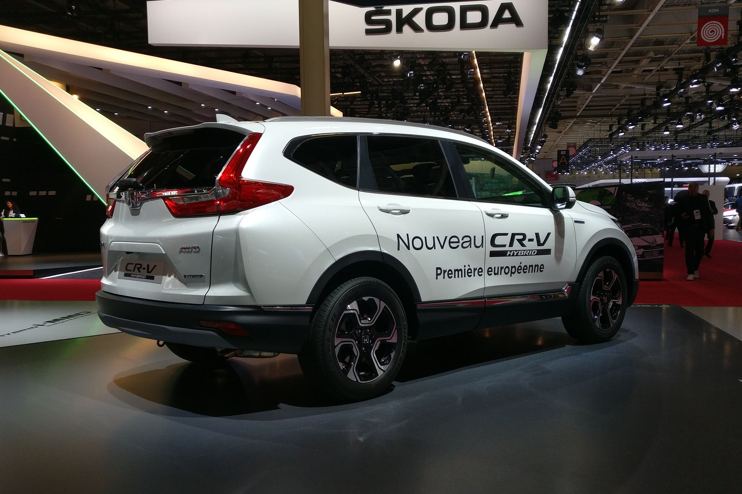 Honda CR-V Hybrid rear
